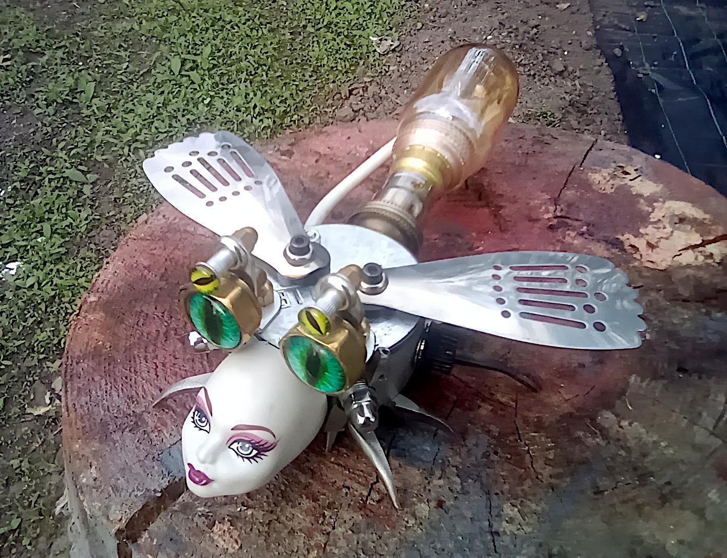 Robot Fly In The Wild 7.jpg