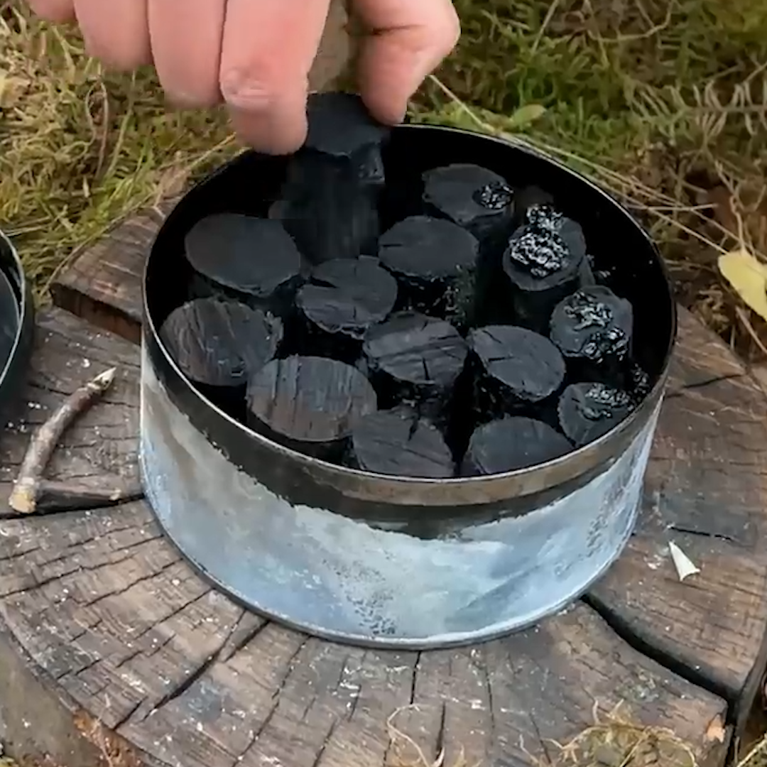 SSYouTube.online_Amazing Lifehack How to Easily Make Natural Charcoal. #survival #lifehacks #camping_720p.00_00_24_26.Still013.png