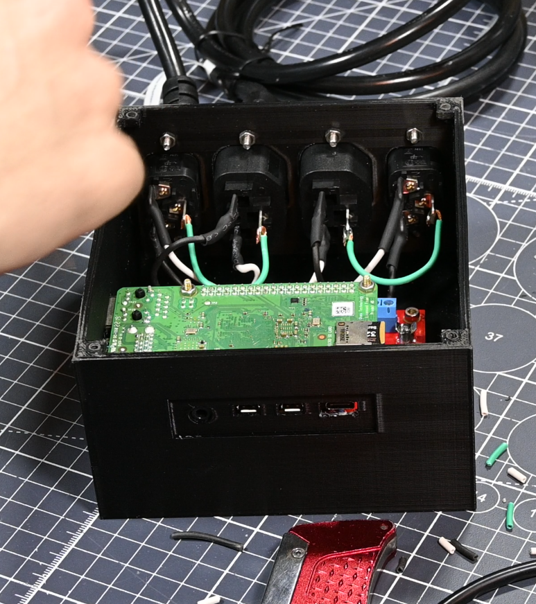 Soldered IEC.png