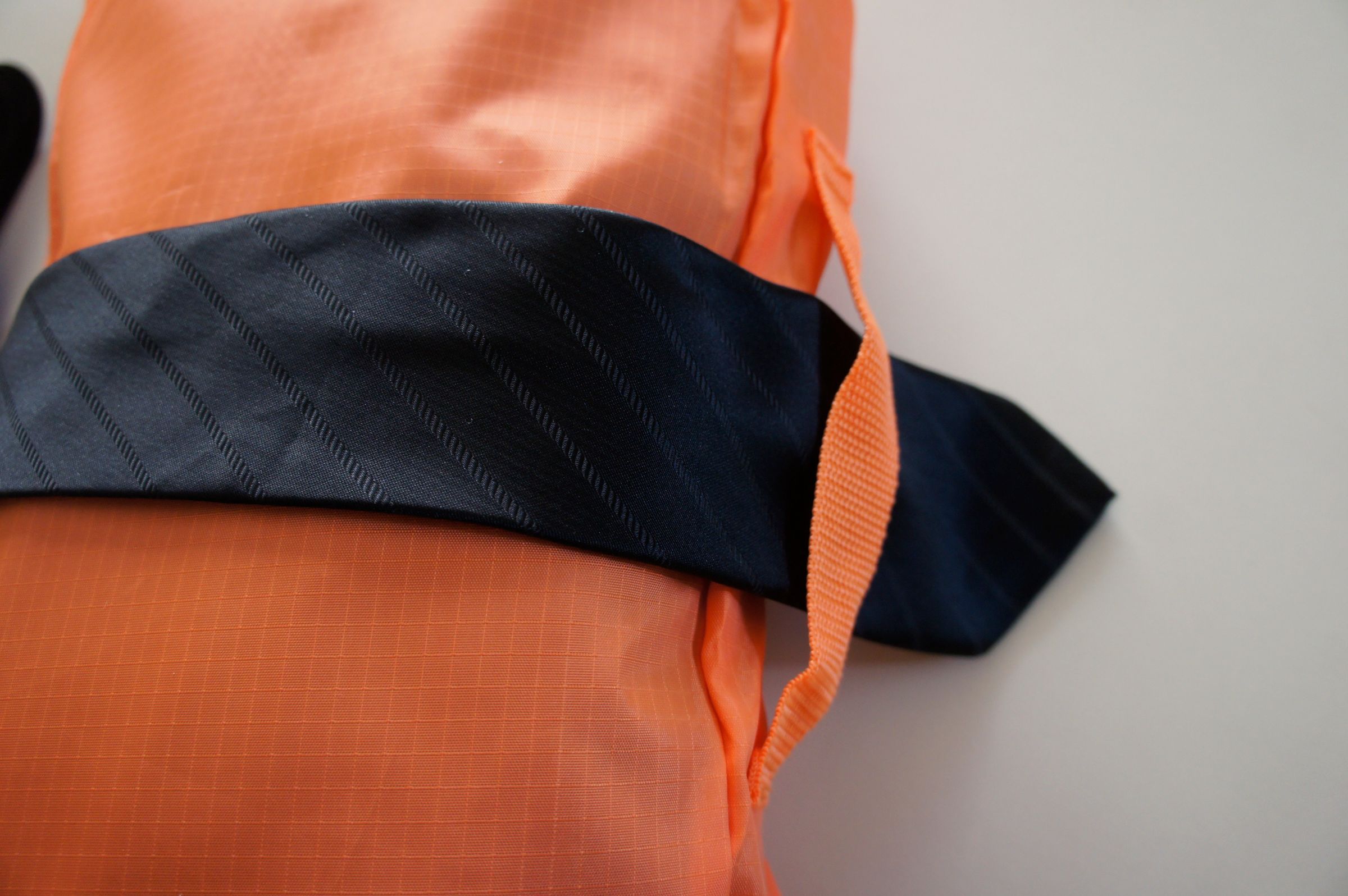 Step #7_velcro 03.jpg