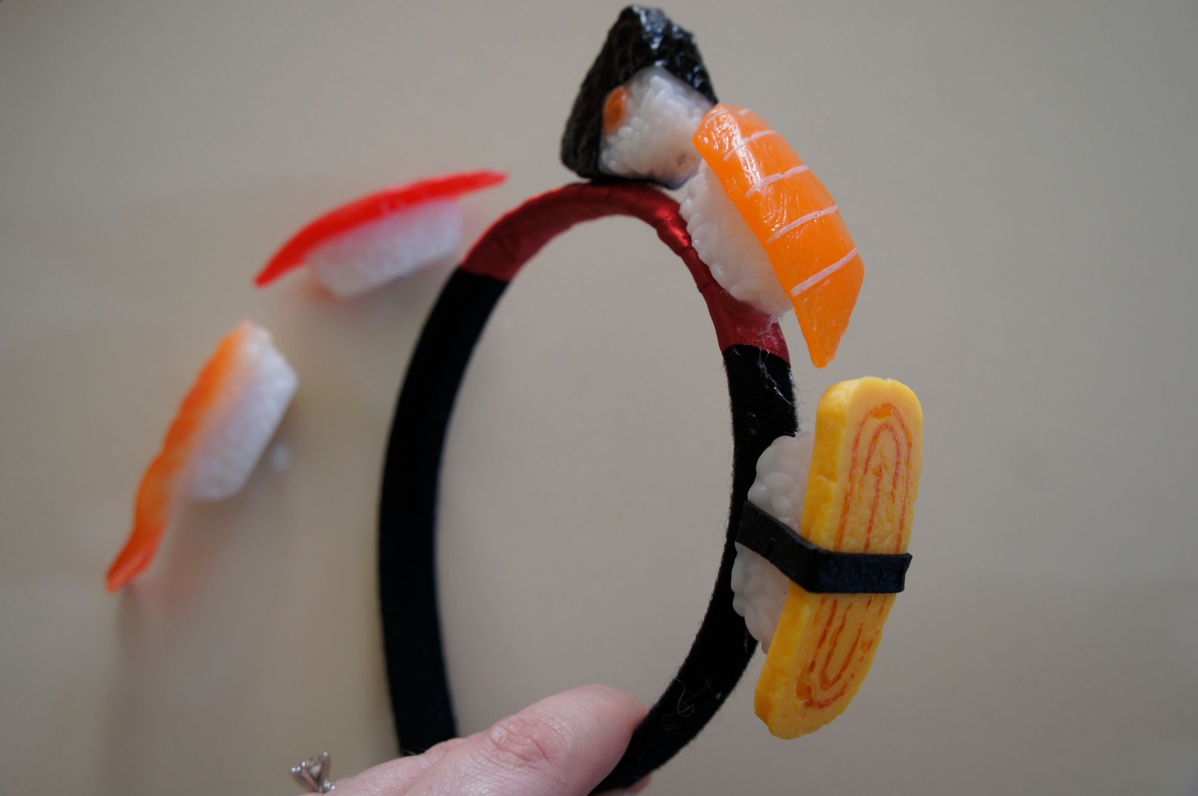 Step #5_hot glue 03.jpg