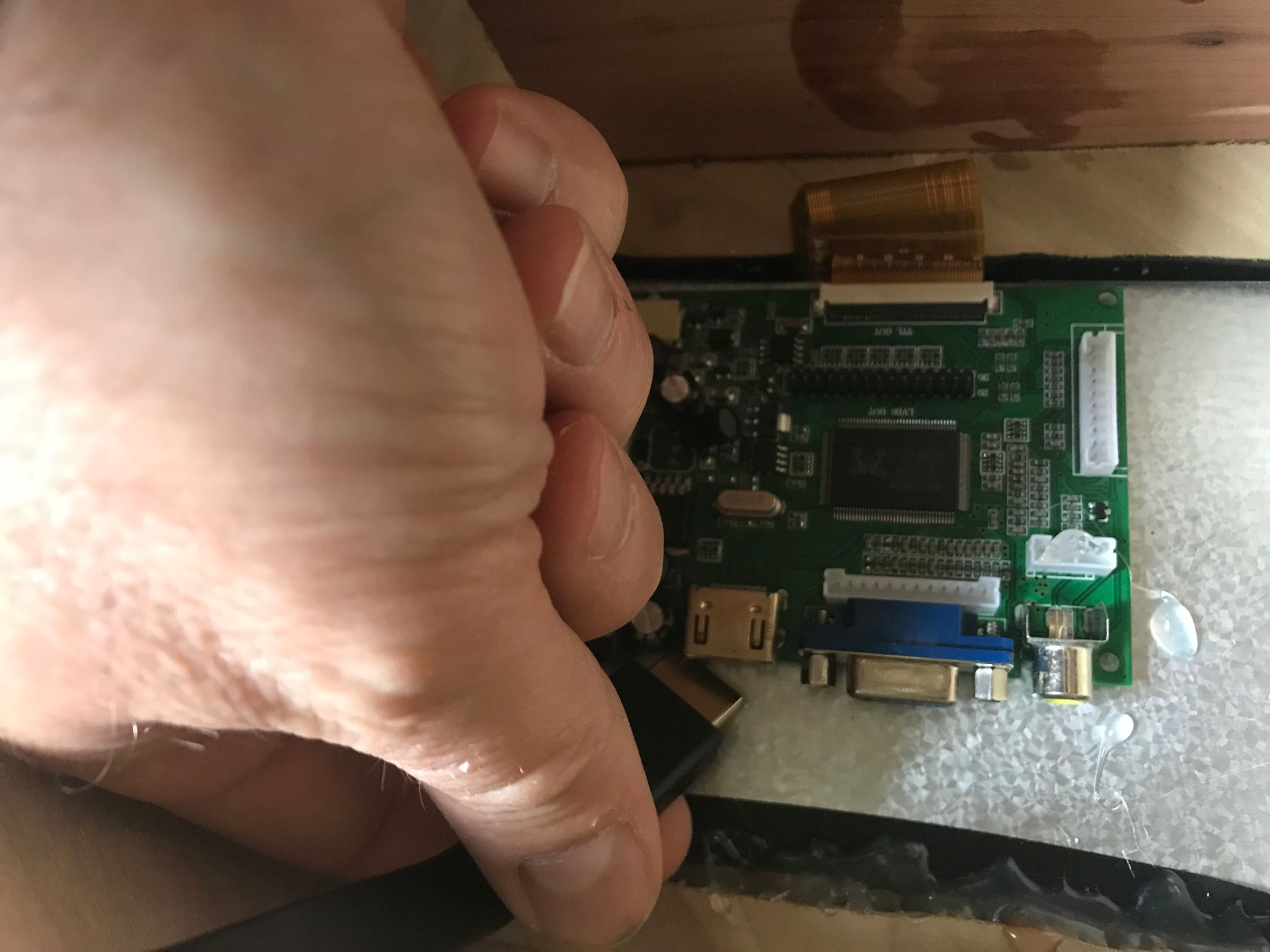 Step 11d - plugging in HDMI cable.JPG