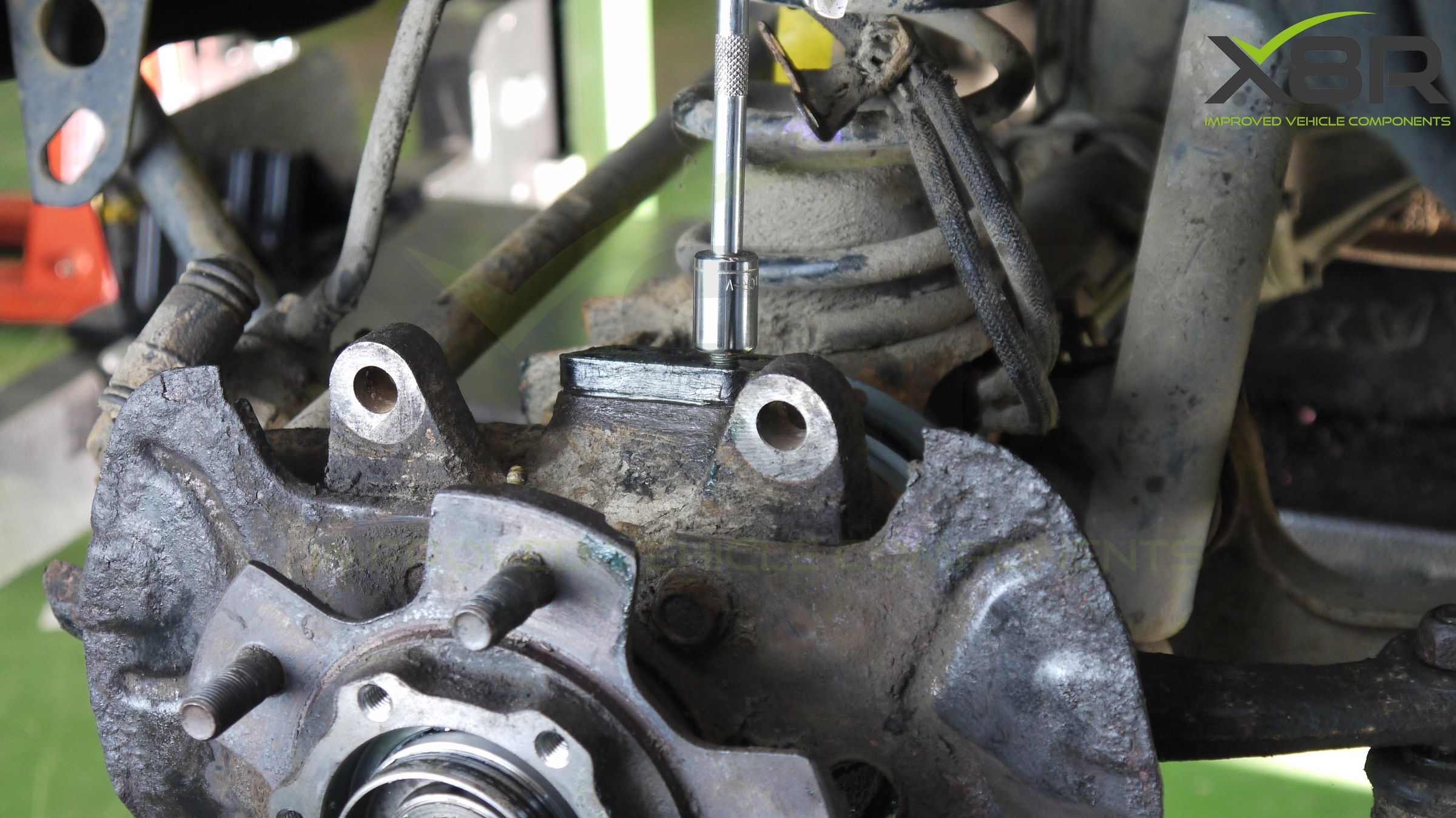 Step 6, remove kingpin bolts.jpg