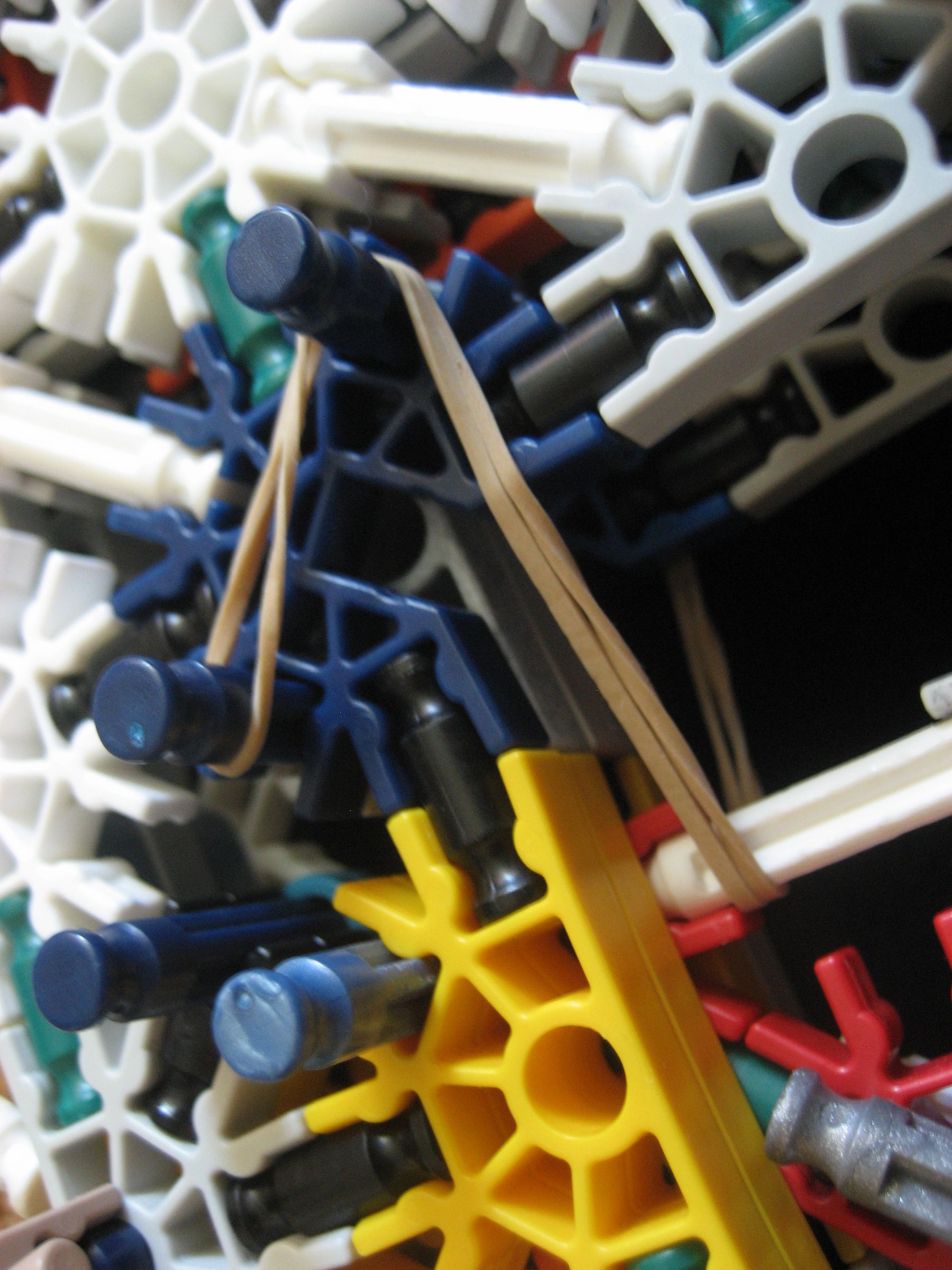 The ghost (knex 5) 005.jpg
