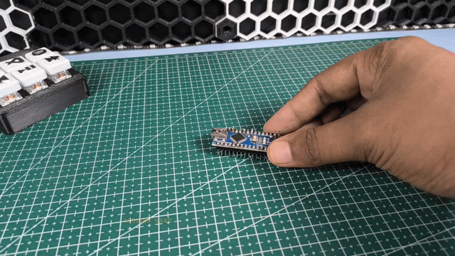 VN20260505_221840 (1).gif