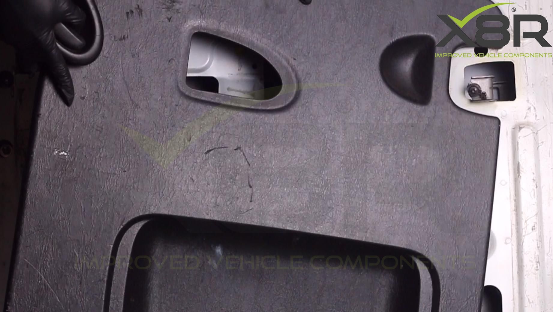 X8R0238 UD door card .jpg