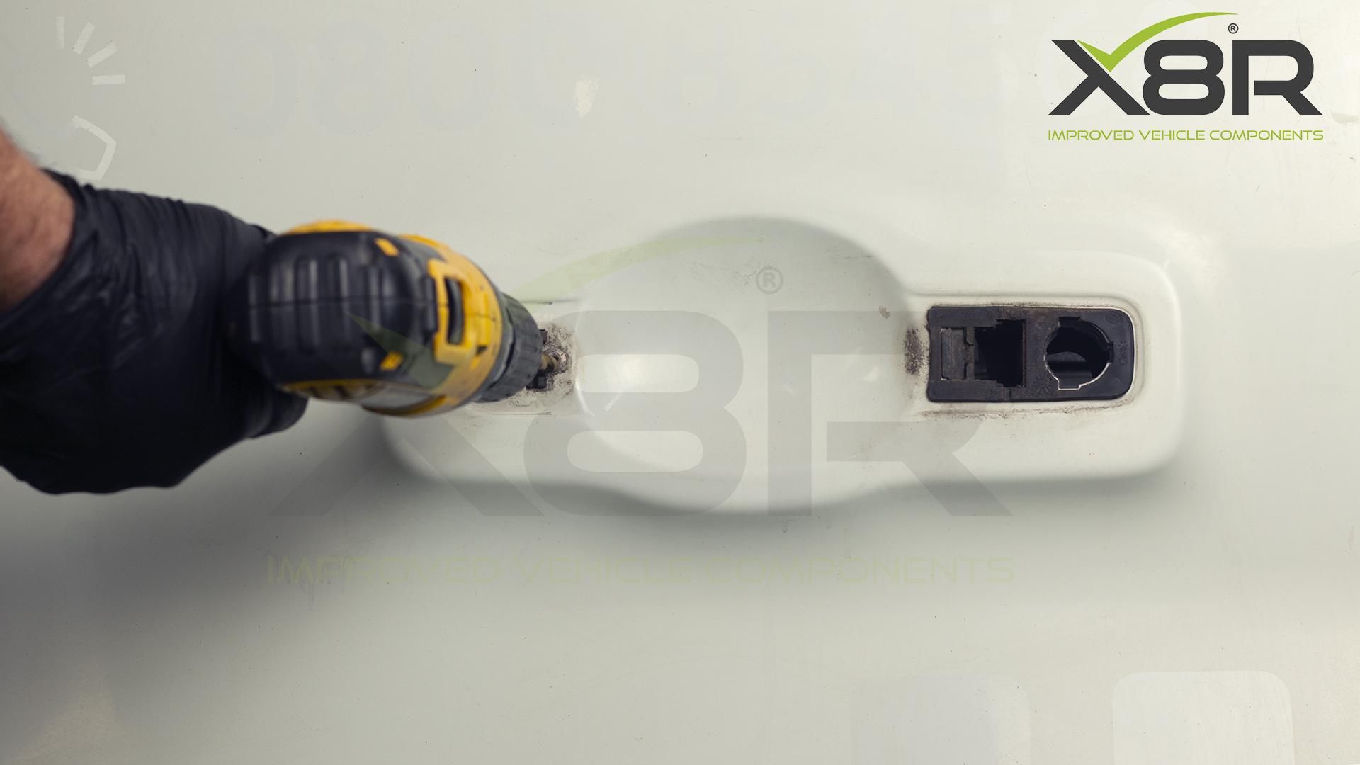 X8R0238 UD drill out rivet.jpg