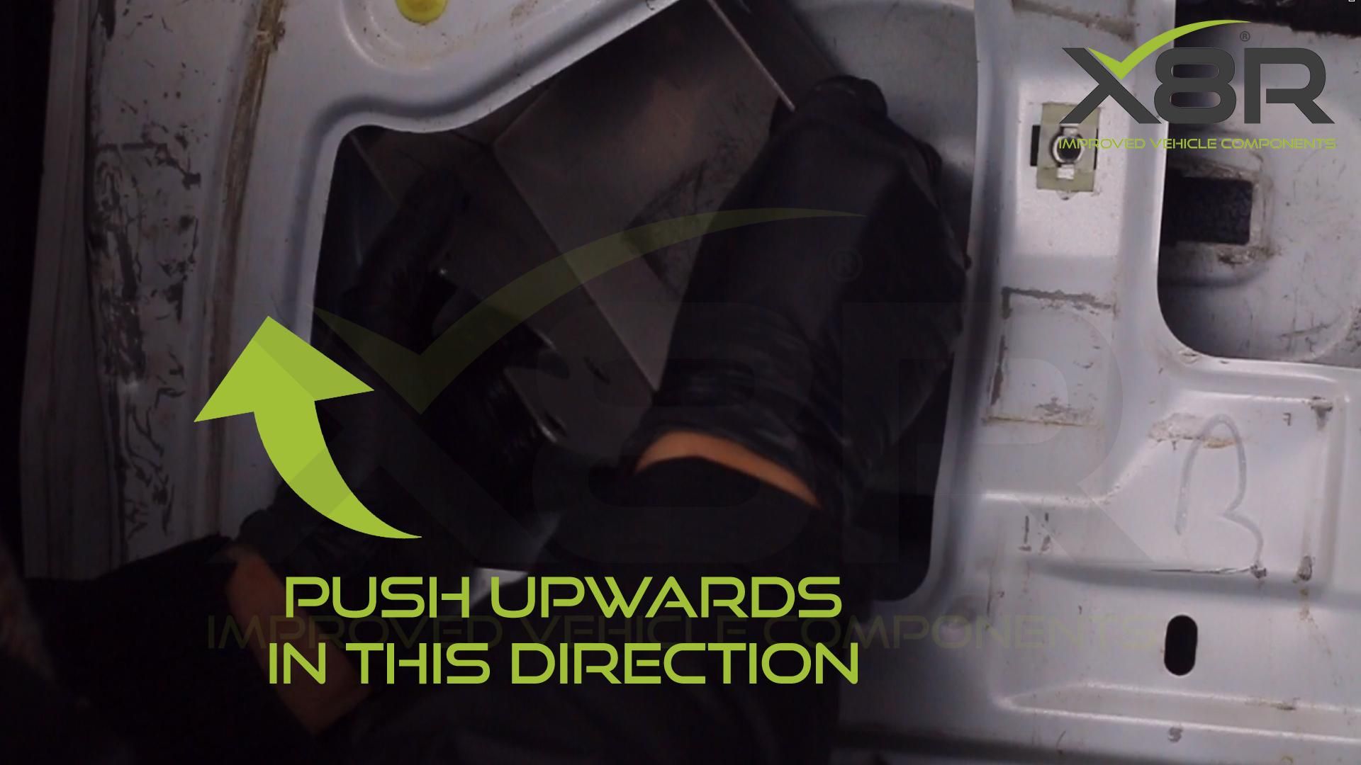 X8R0238 UD lock guard 2.jpg