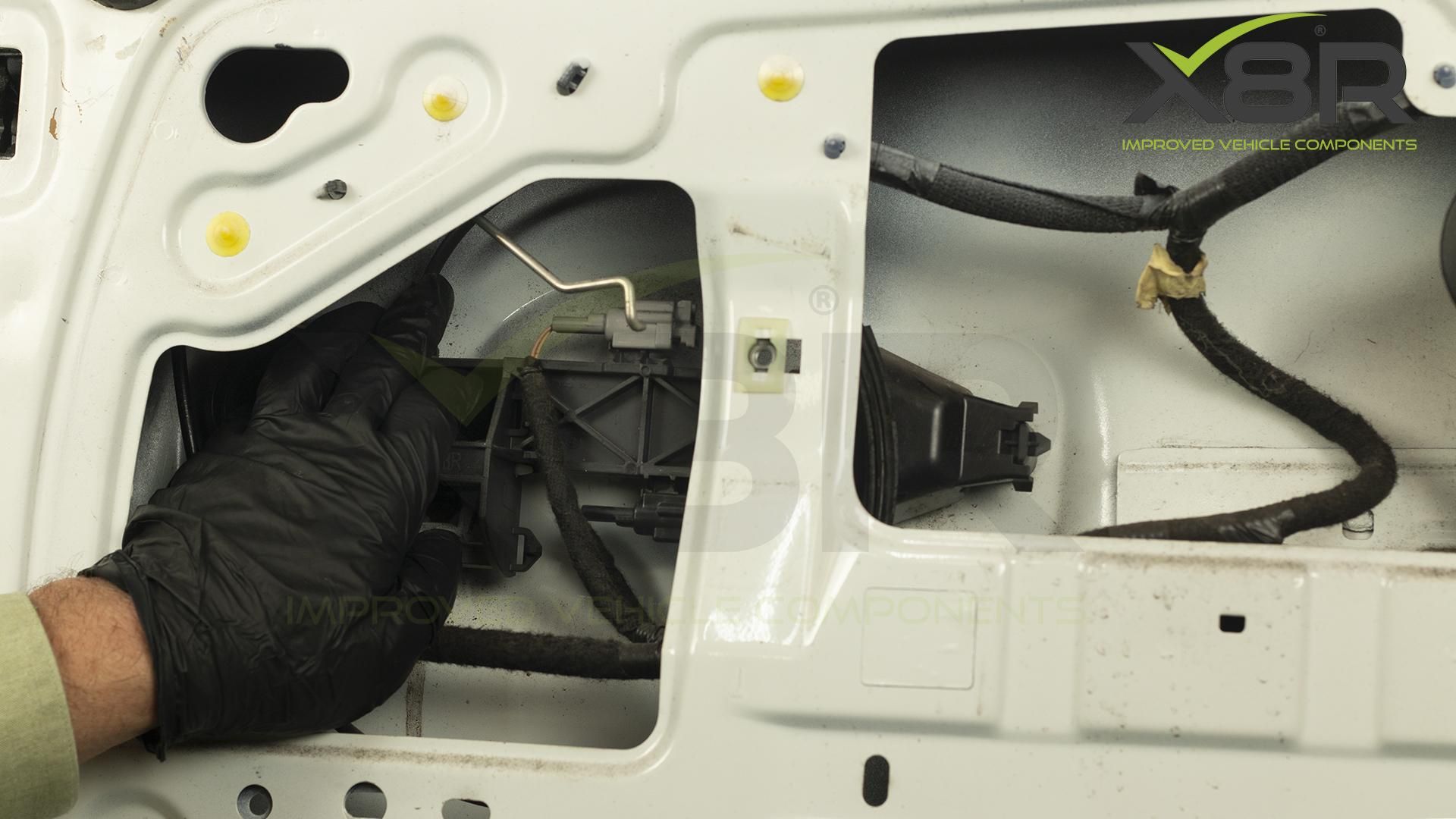 X8R0238 UD move main body.jpg