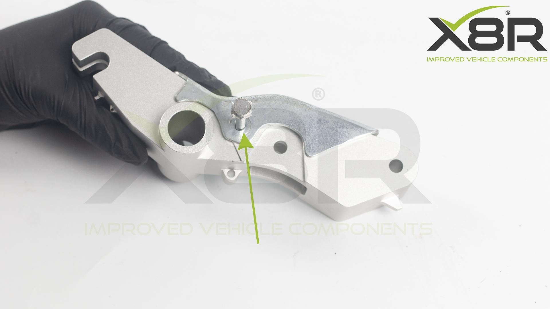 X8R0263 fitting metal clamp 1.jpg