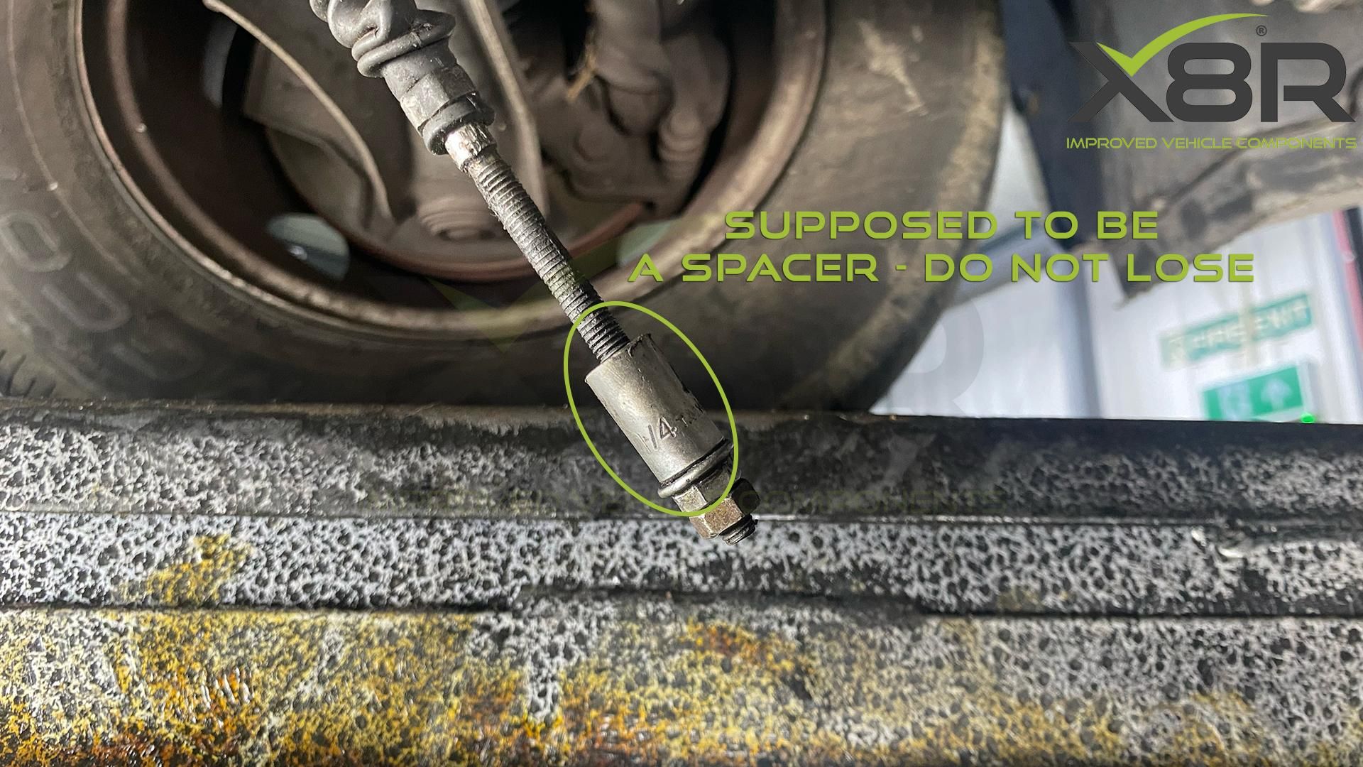 X8R0263 spacer.jpg