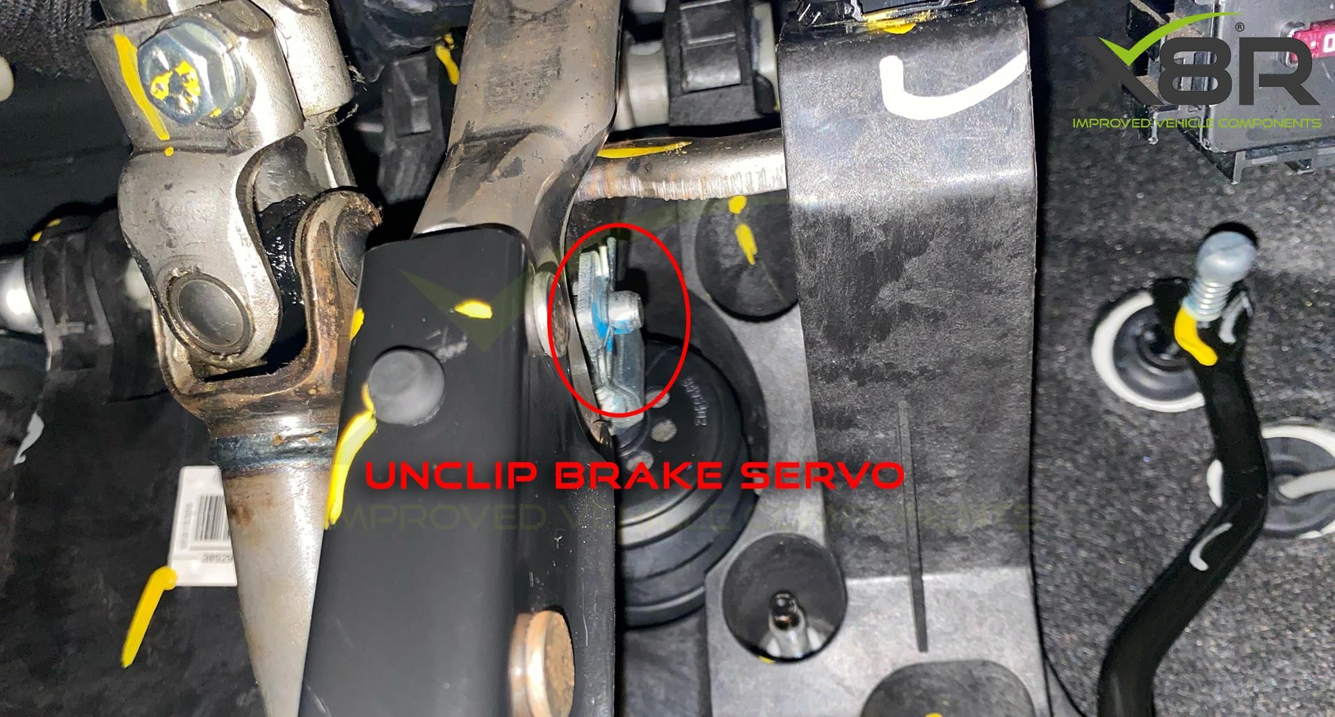 X8R0263 unclip brake servo.jpg