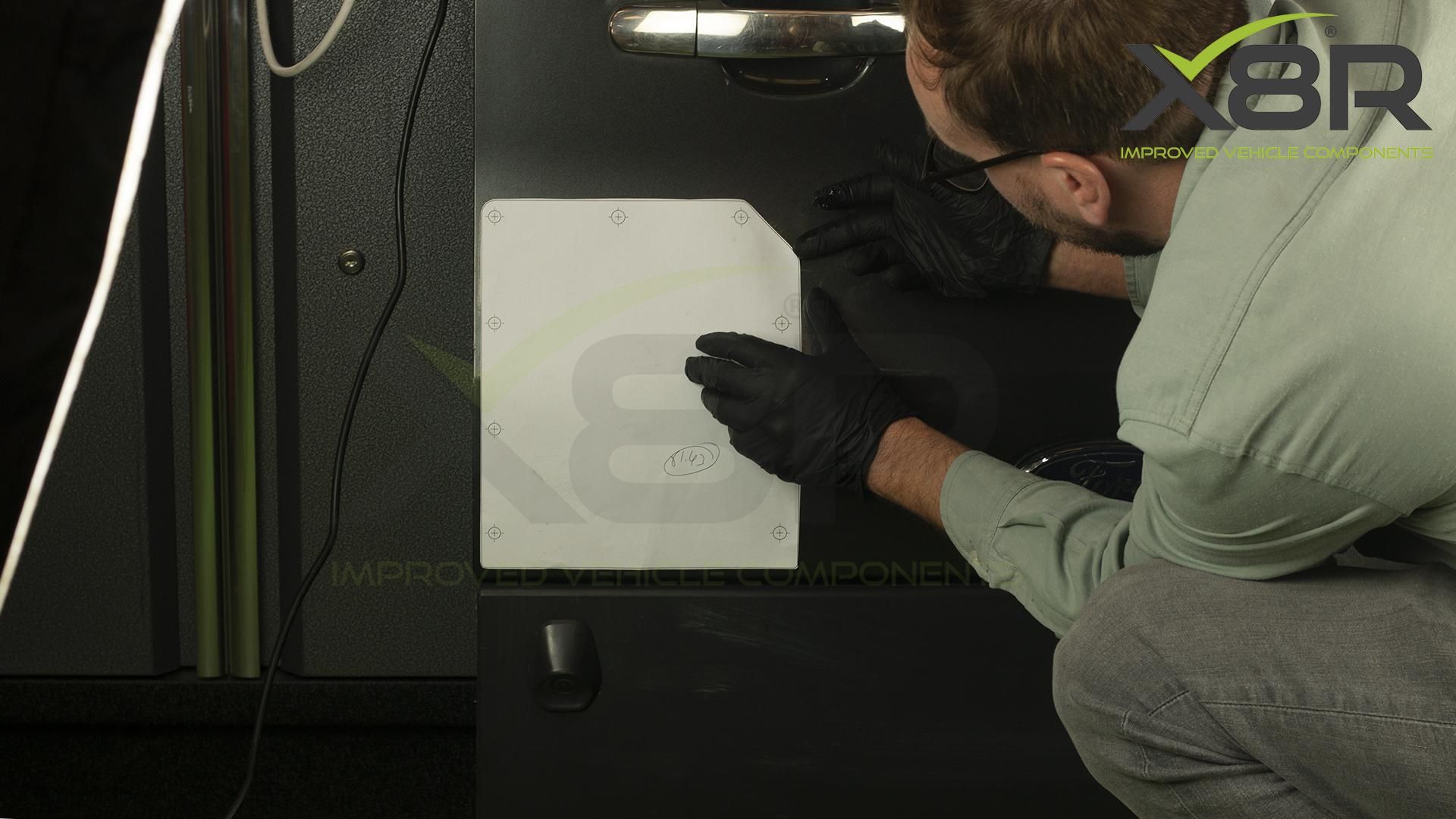 X8R0281 Apply template and grease.jpg