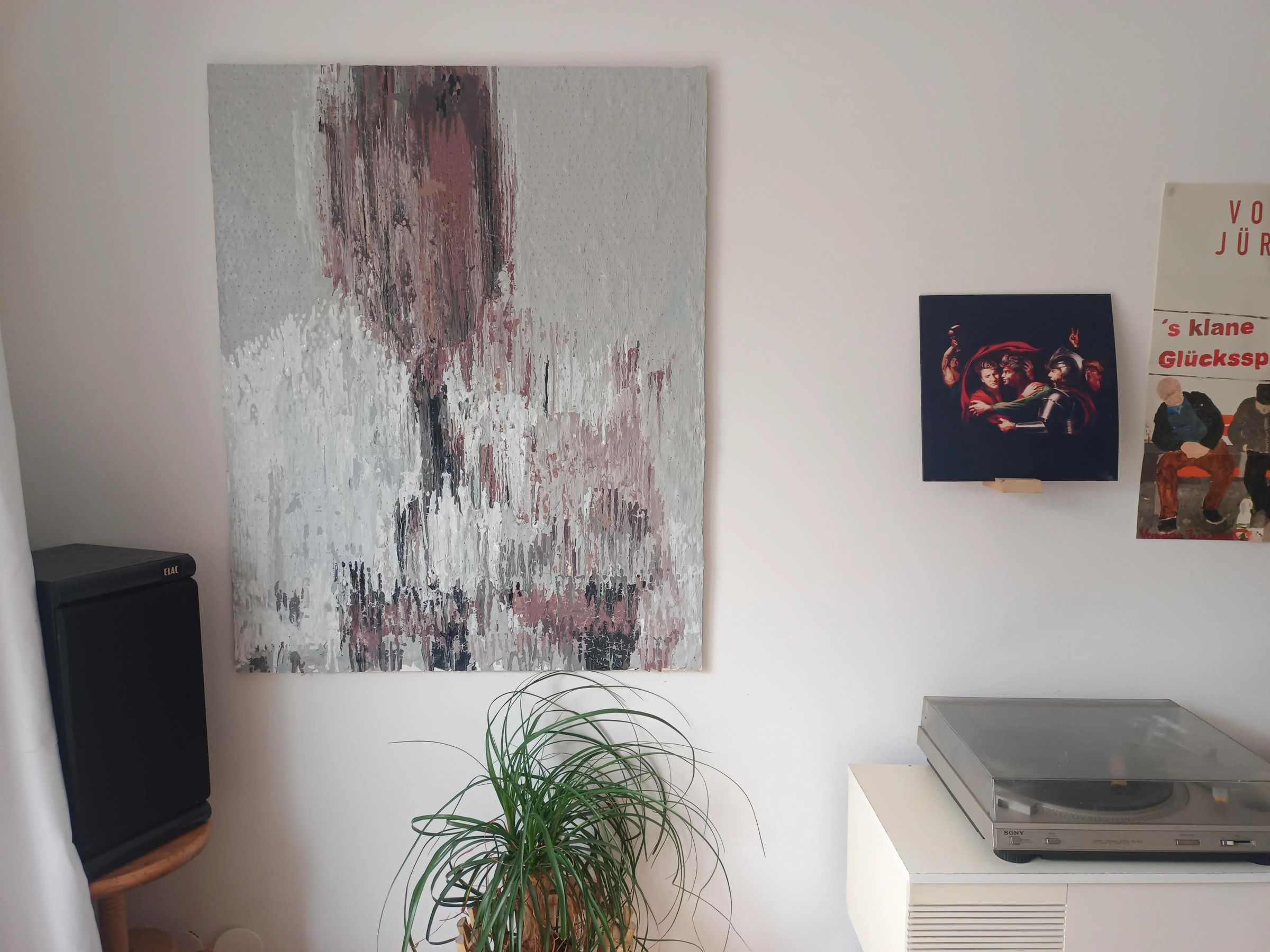 abstract_wall.jpg
