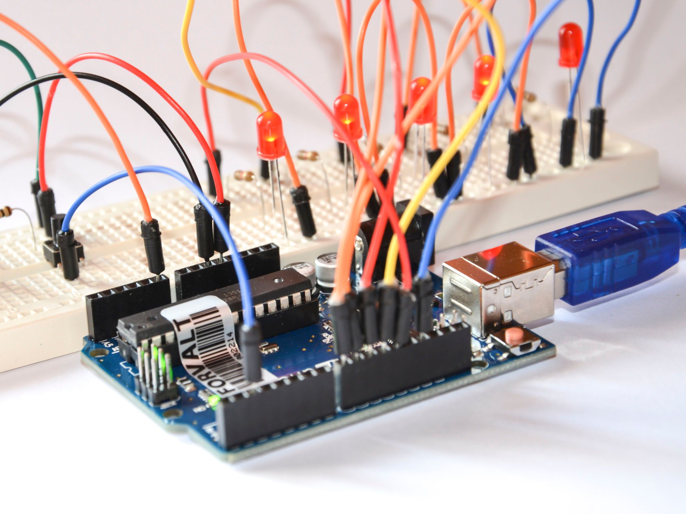 arduino_with_breadboard.jpg
