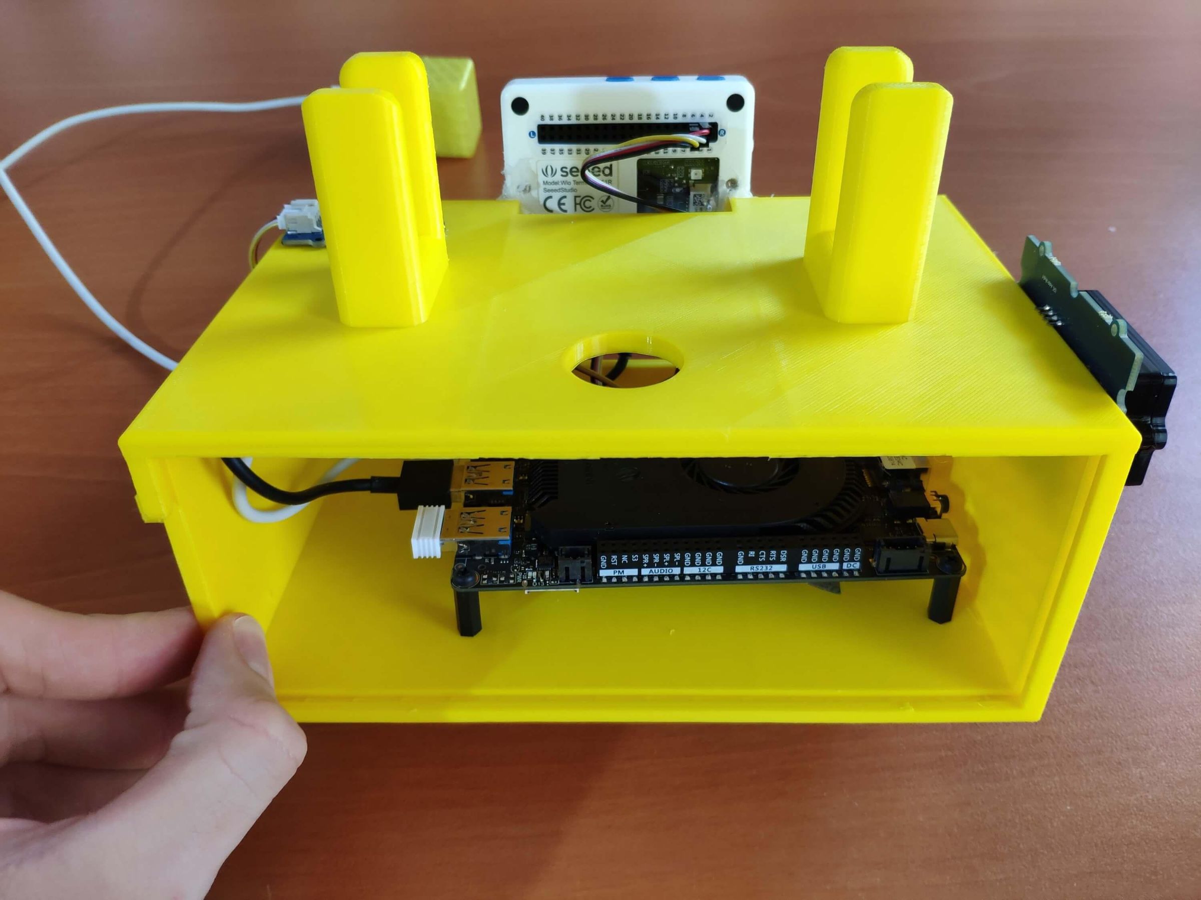 assembly_12.jpg