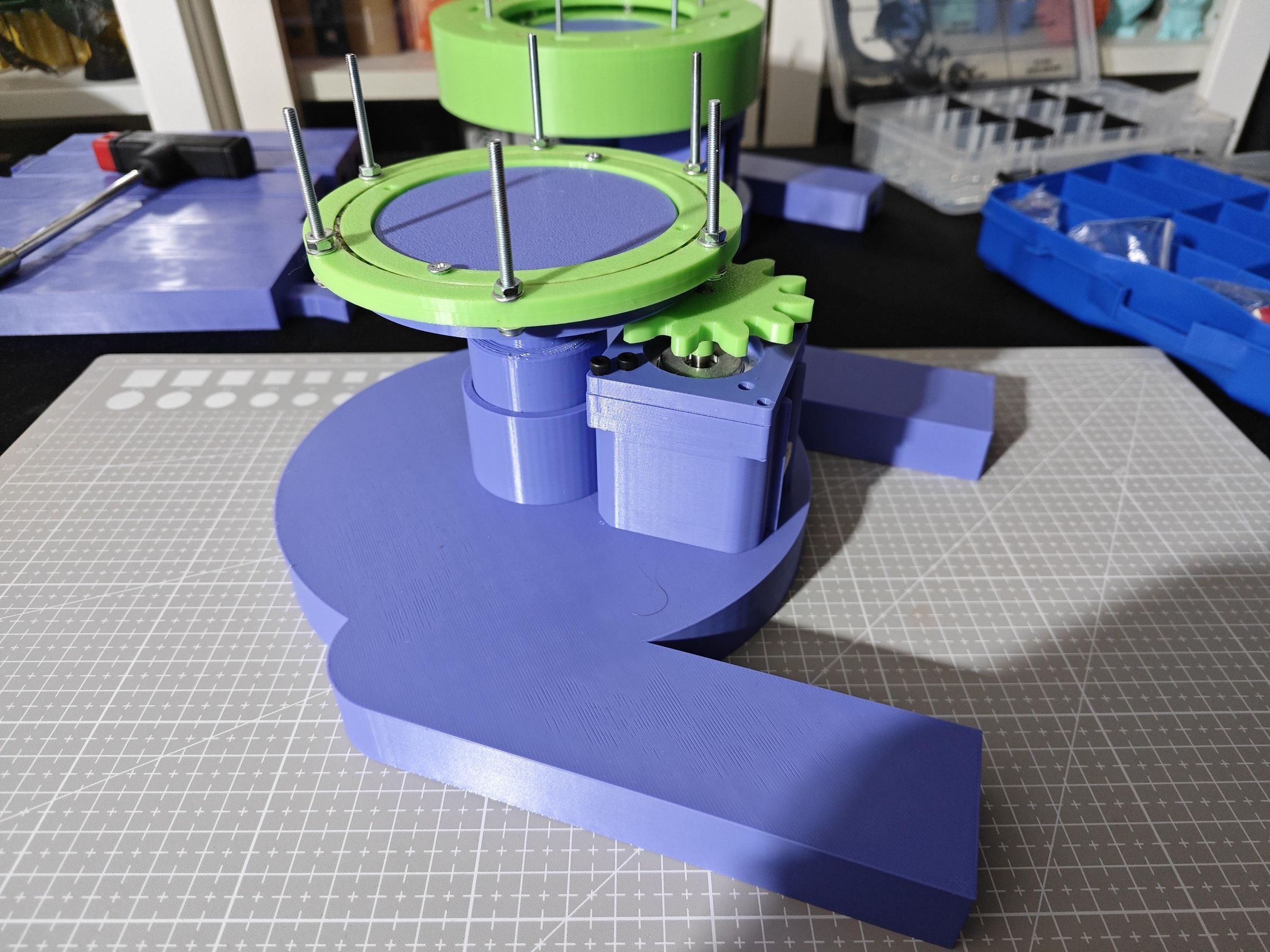 assembly_52_second_conveyor_driver.jpg