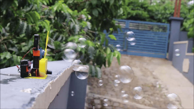 bubble blowers.gif