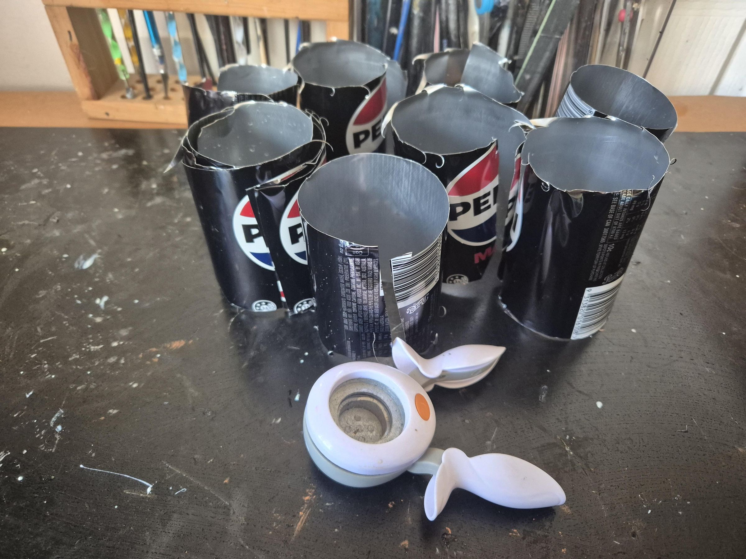cans-before-cutting.jpg