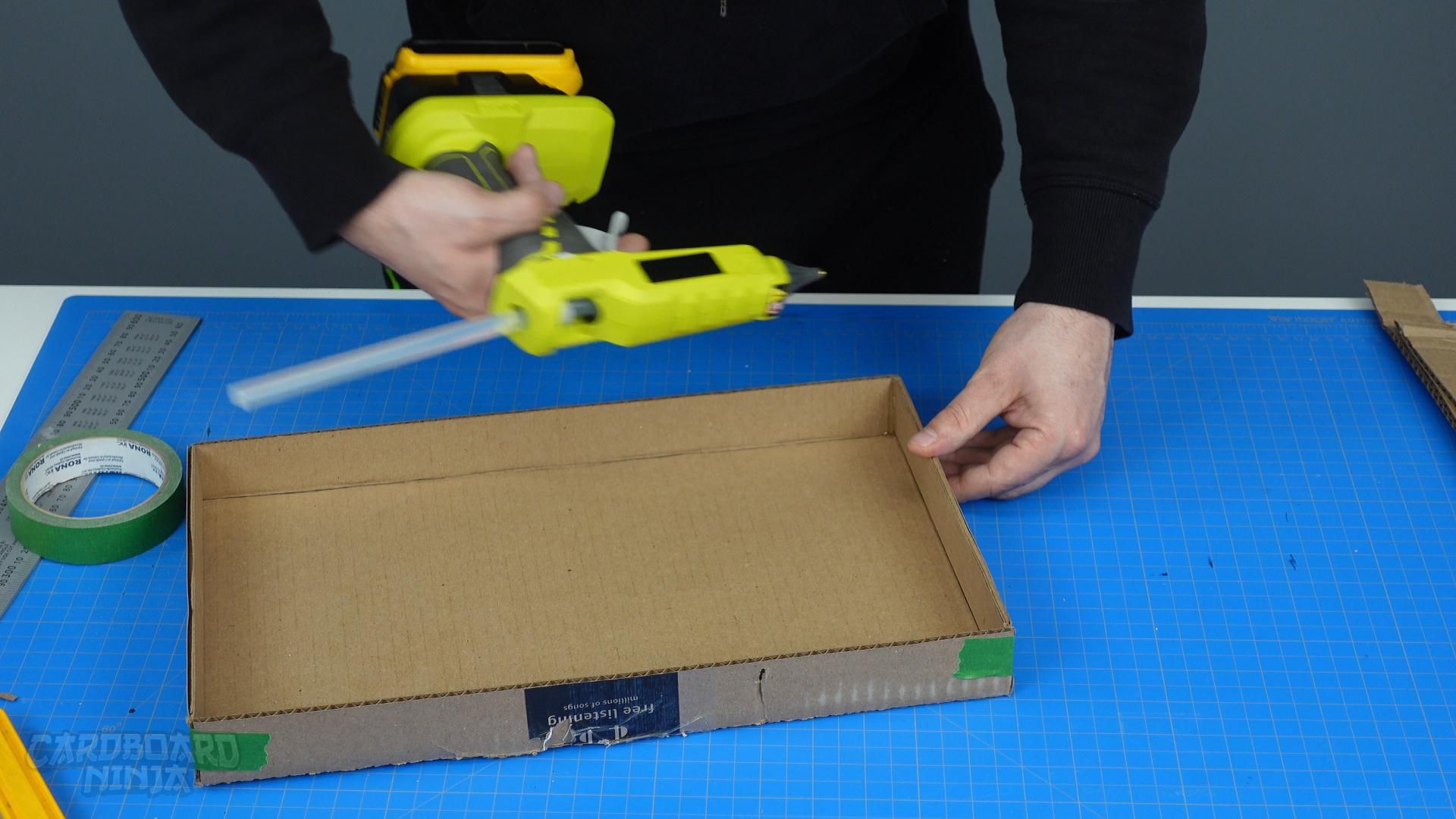 cardboard_shelf_diy_b6.jpg