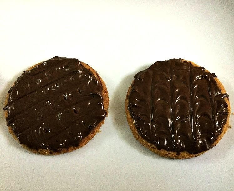 chocoalte digestive biscuit 1.jpg