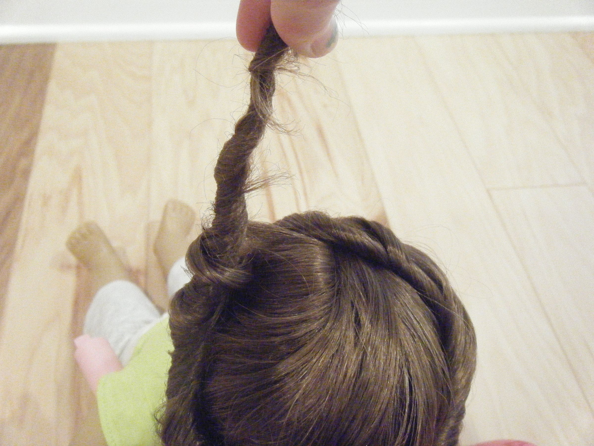 crown twist instruct 009.JPG