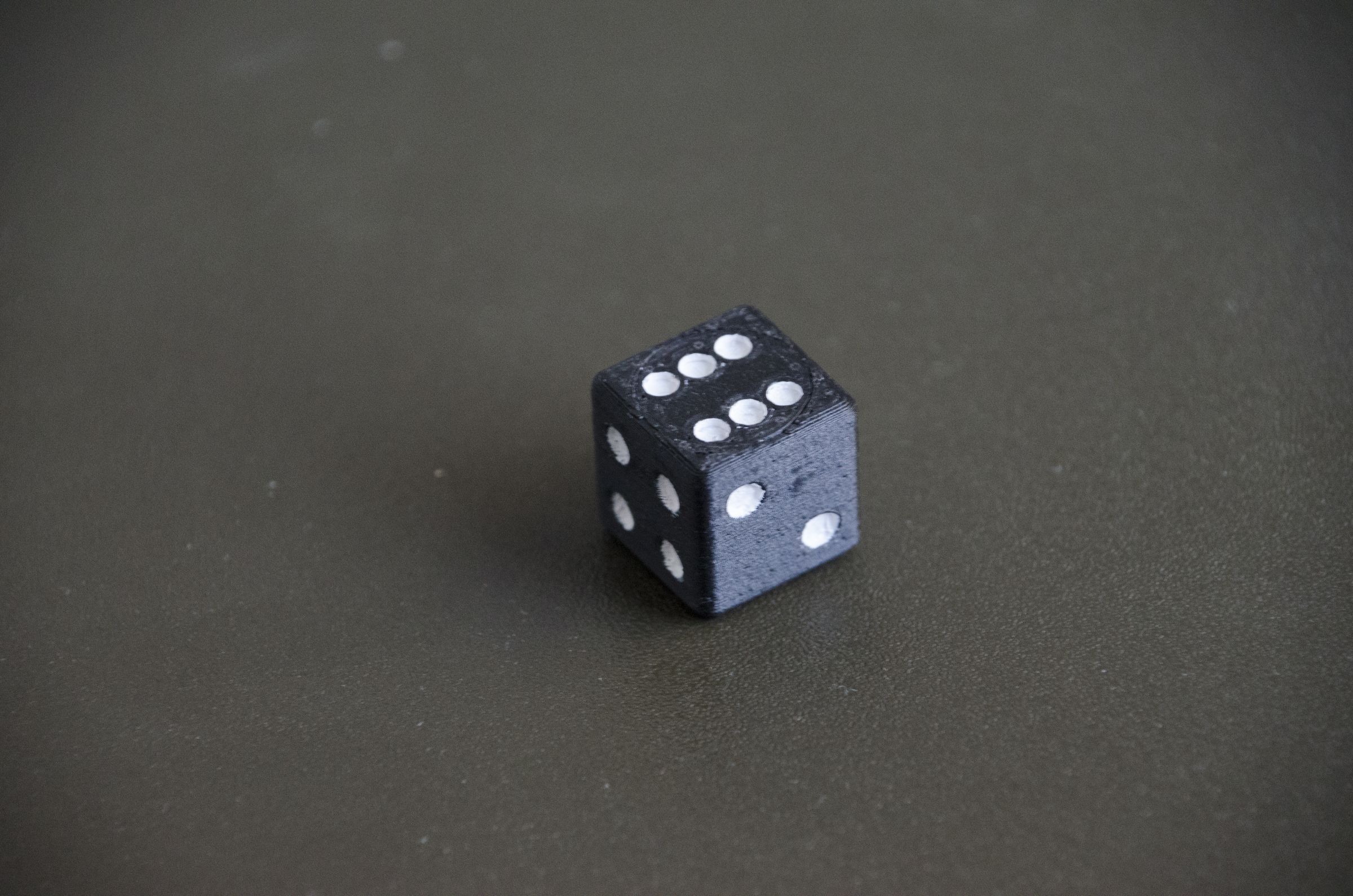 dice1.jpg