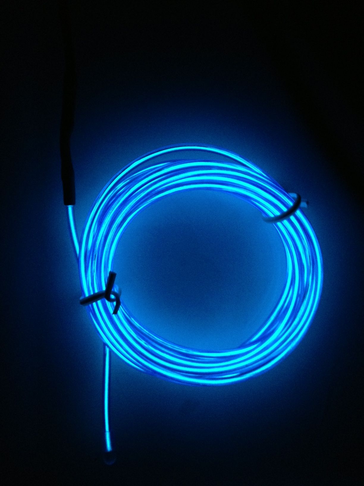 el wire bigger.JPG