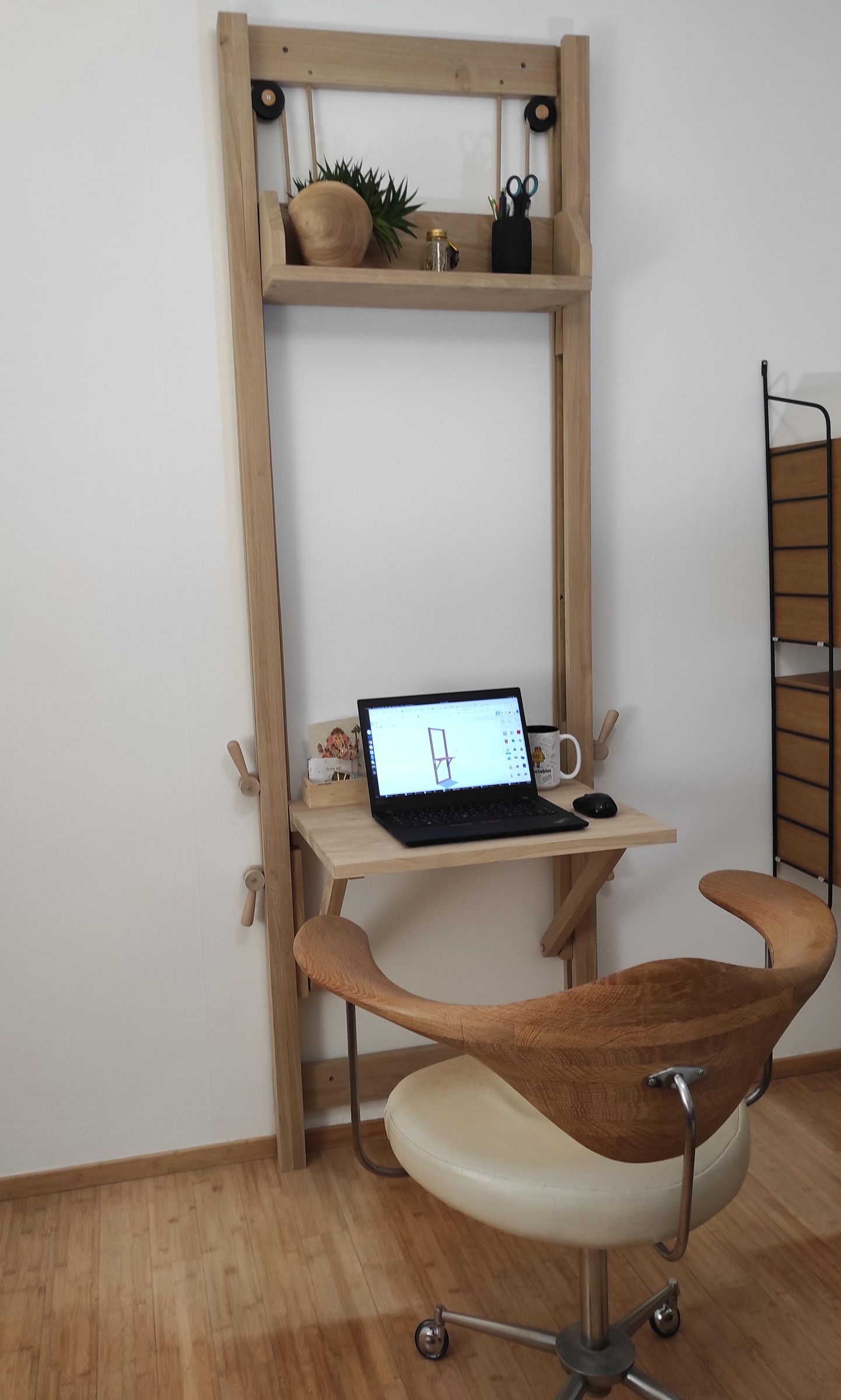 folding_desk_full.jpg