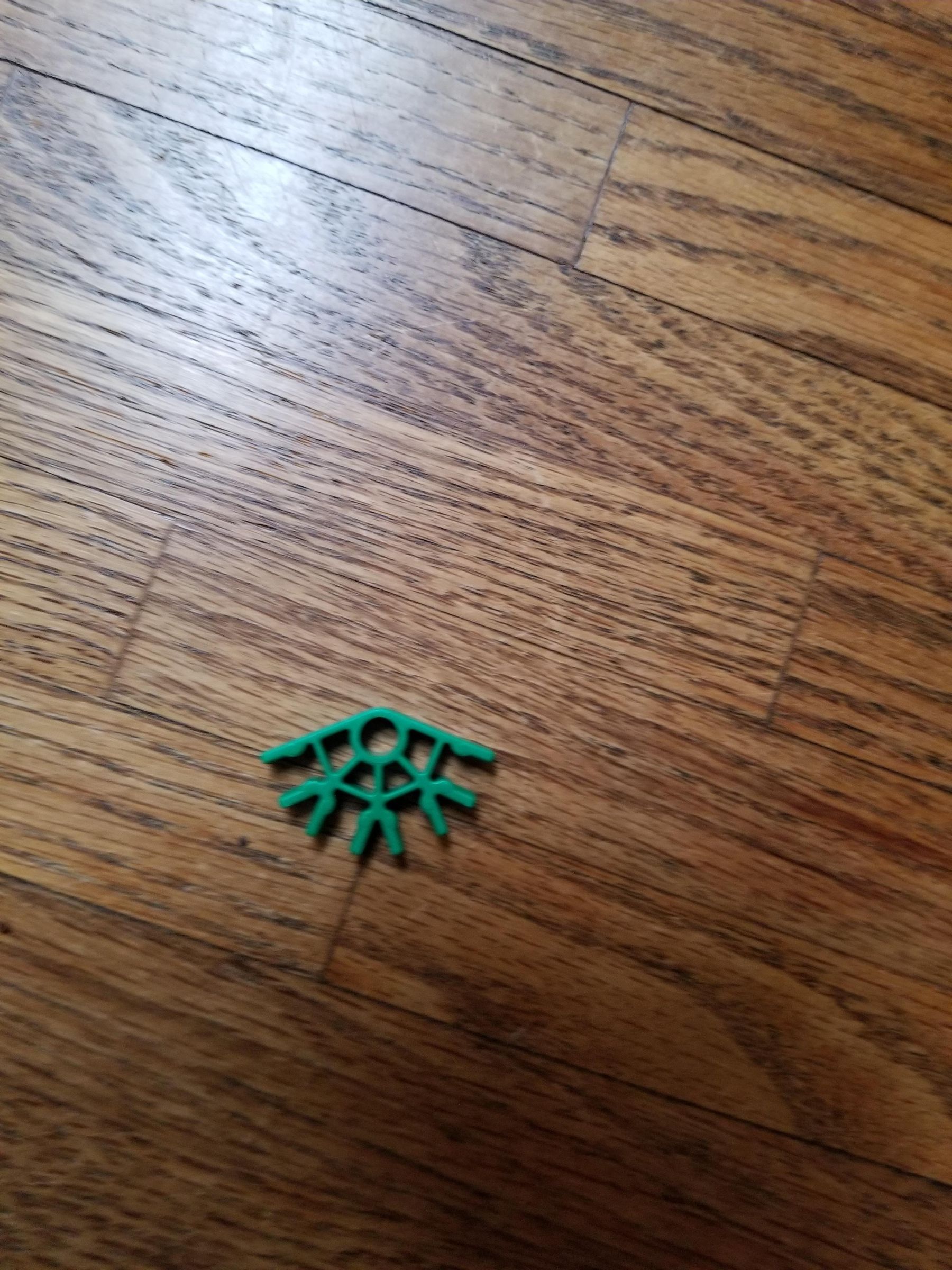 green connecter.jpg