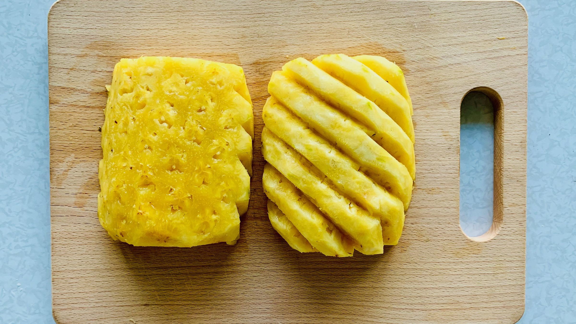how-to-cut-a-pineapple-10.jpeg