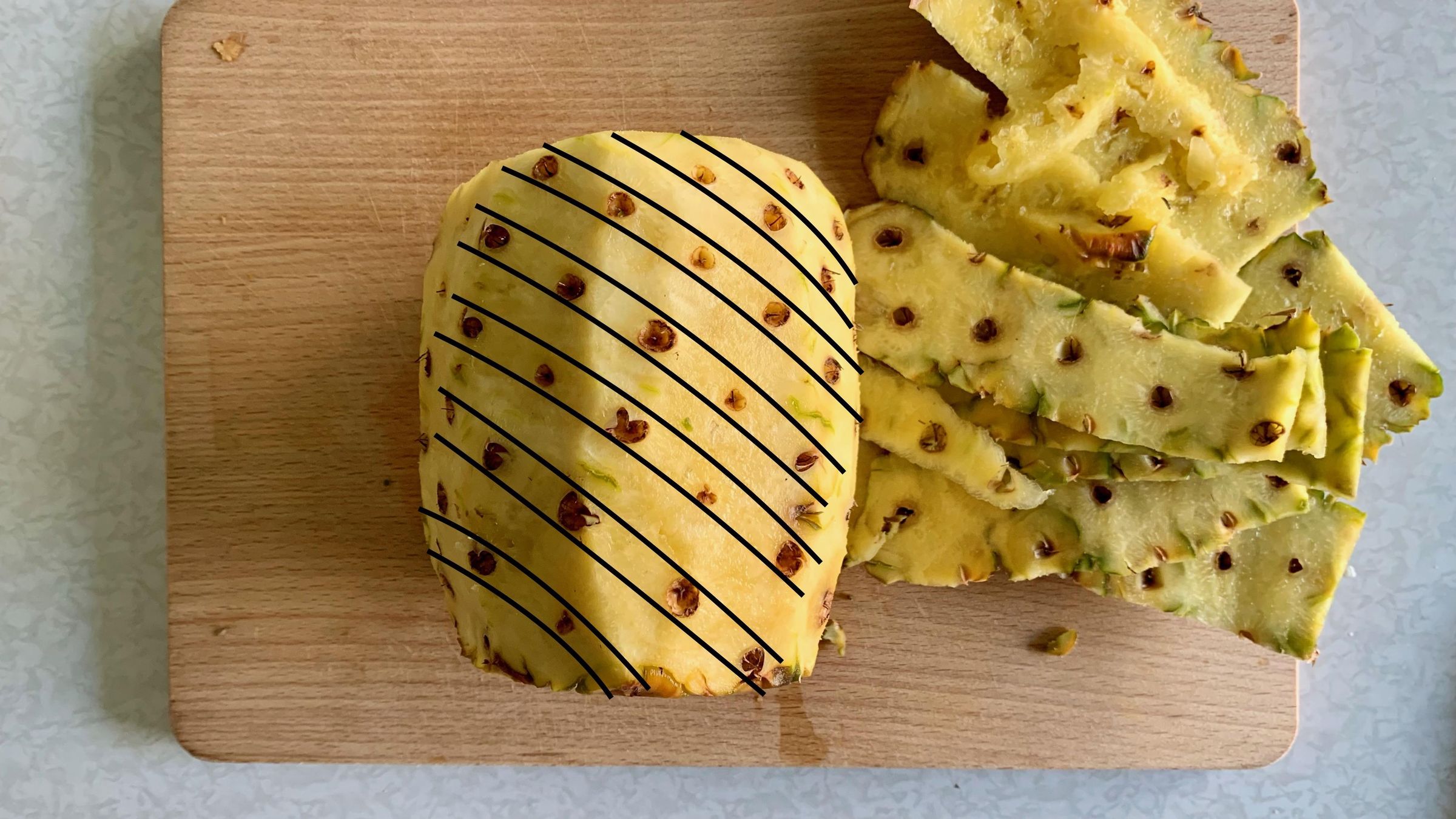 how-to-cut-a-pineapple-5.jpeg