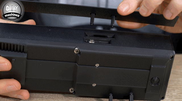 inserting button into radio side.gif
