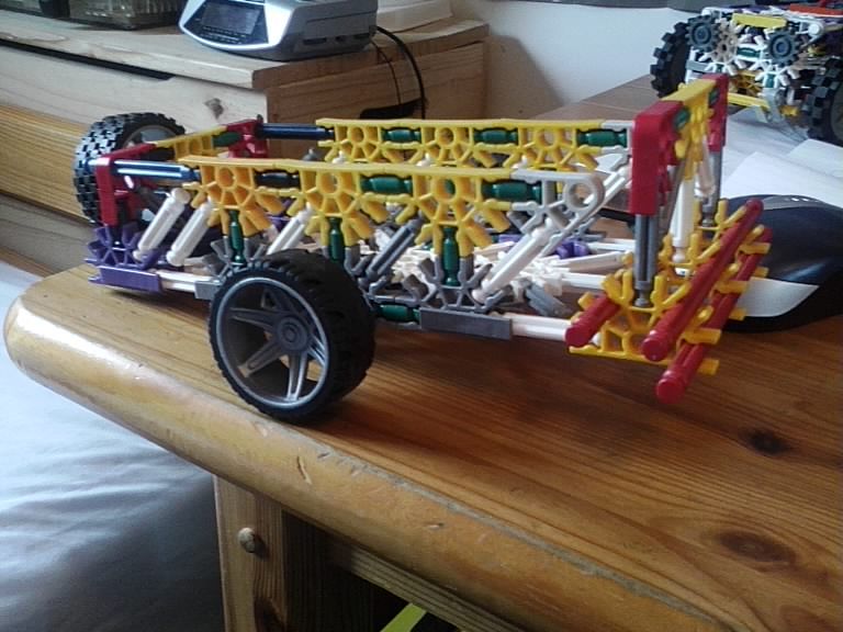 knex trailer.jpg