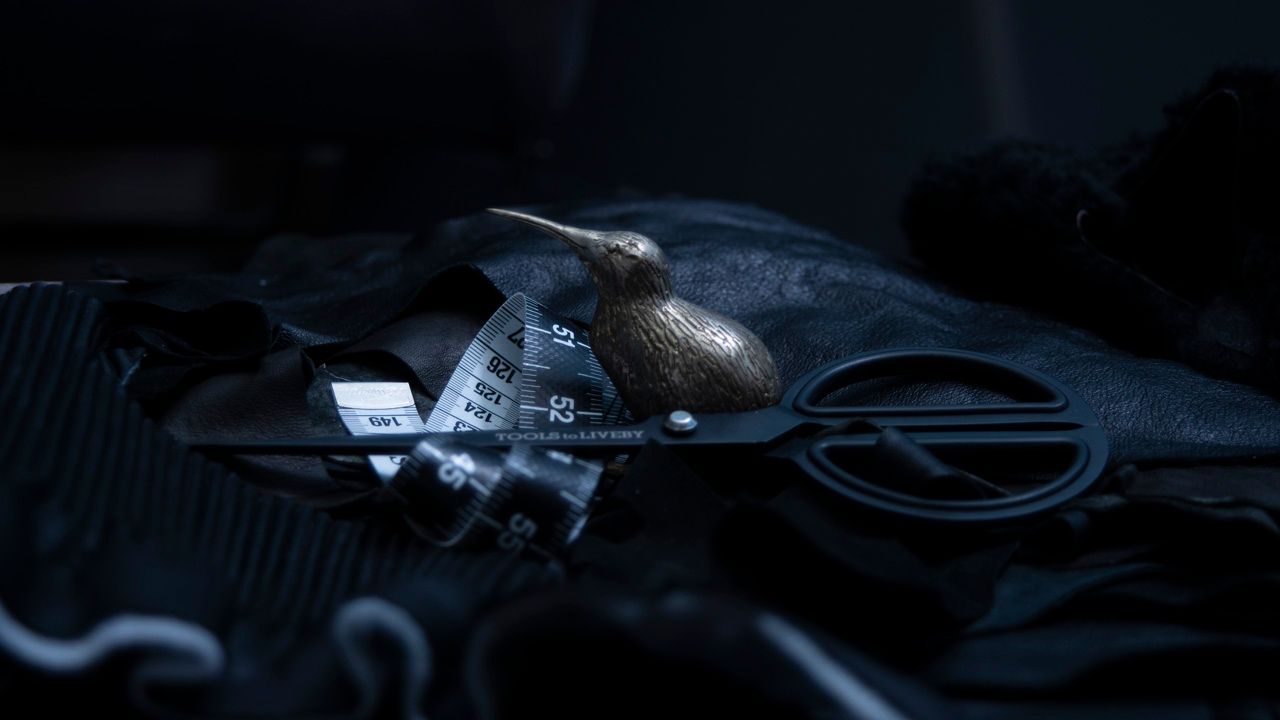 leatherscraps.jpg