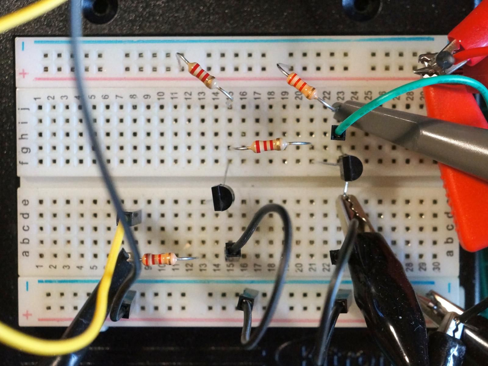 levelconverter-breadboard-attempt1.jpg