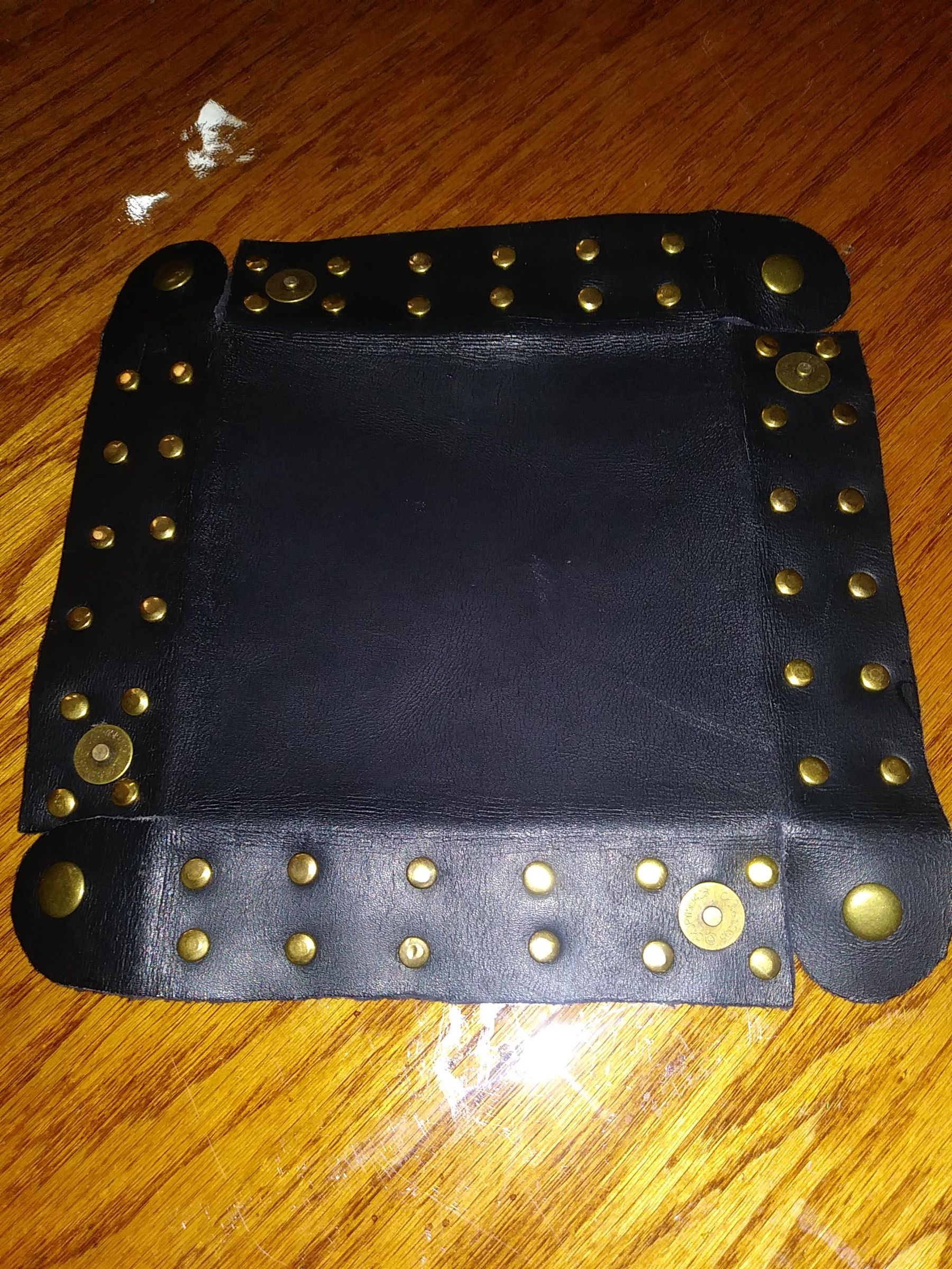 magnetic open back bottom.jpg