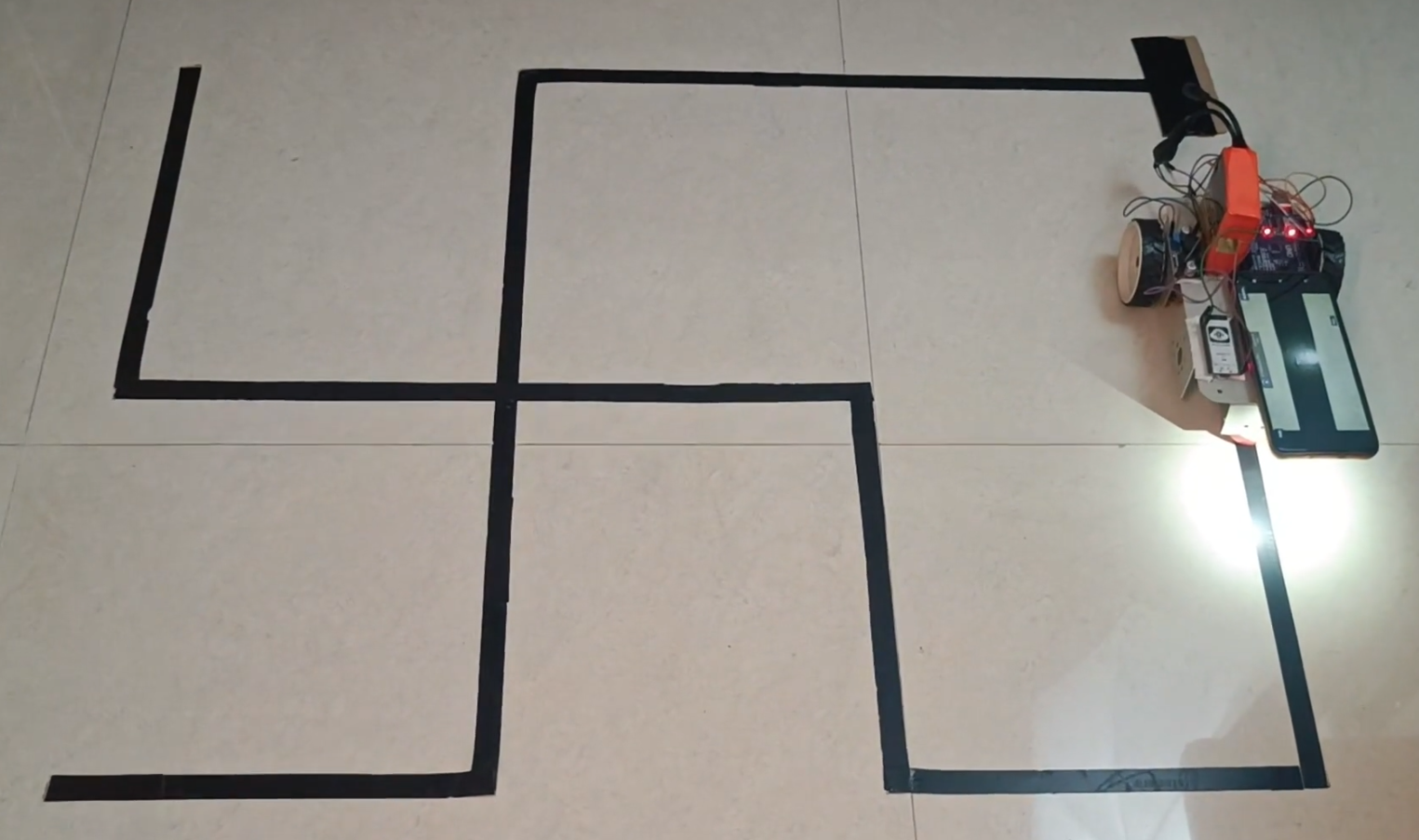 maze.PNG