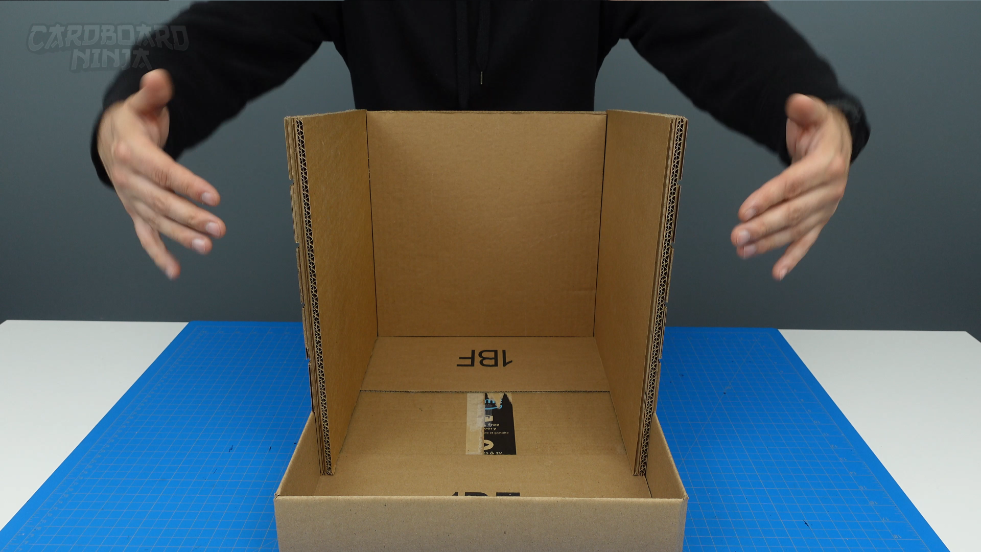 modern_cardboard_cat_house_2K.png