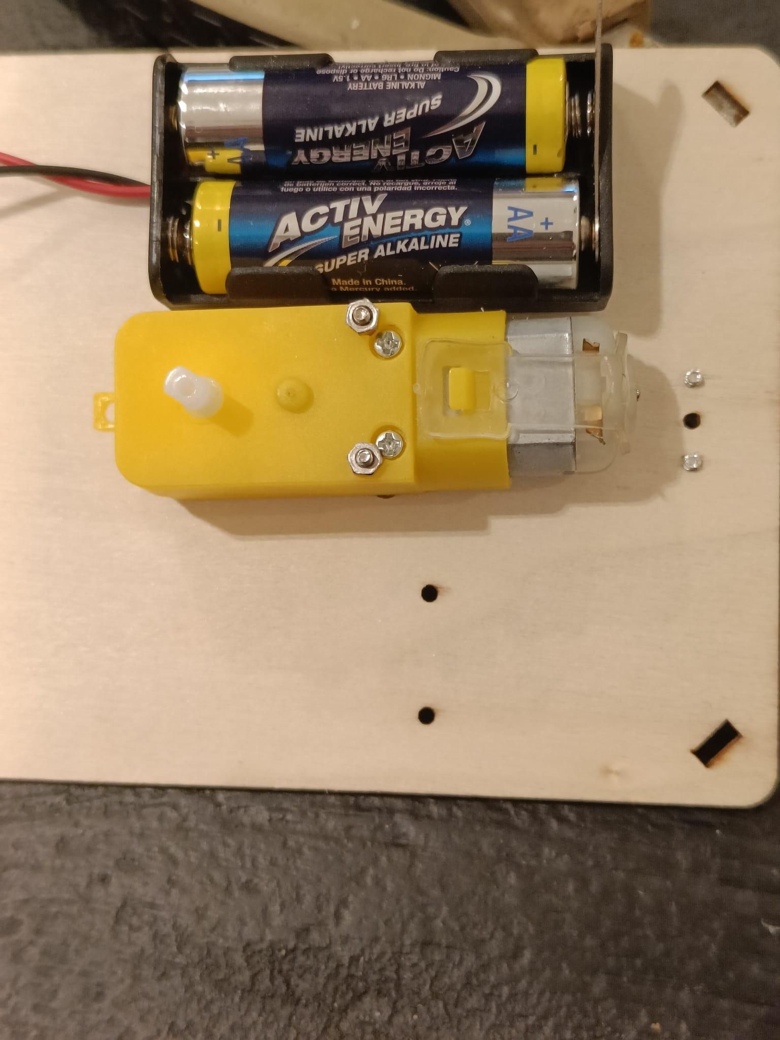 motor  bevestigd.jpg