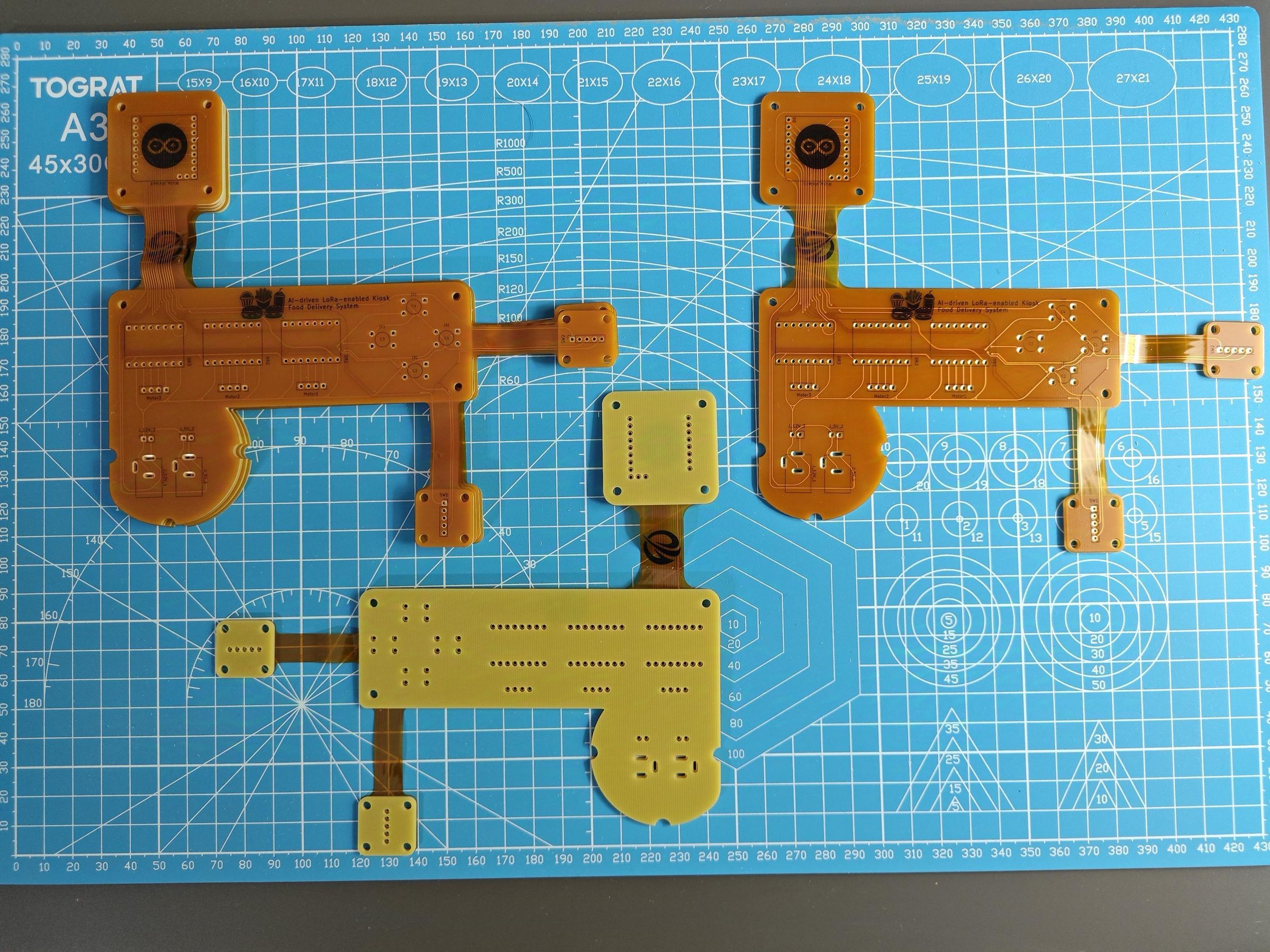 pcb_food_delivery_assembly_3.jpg