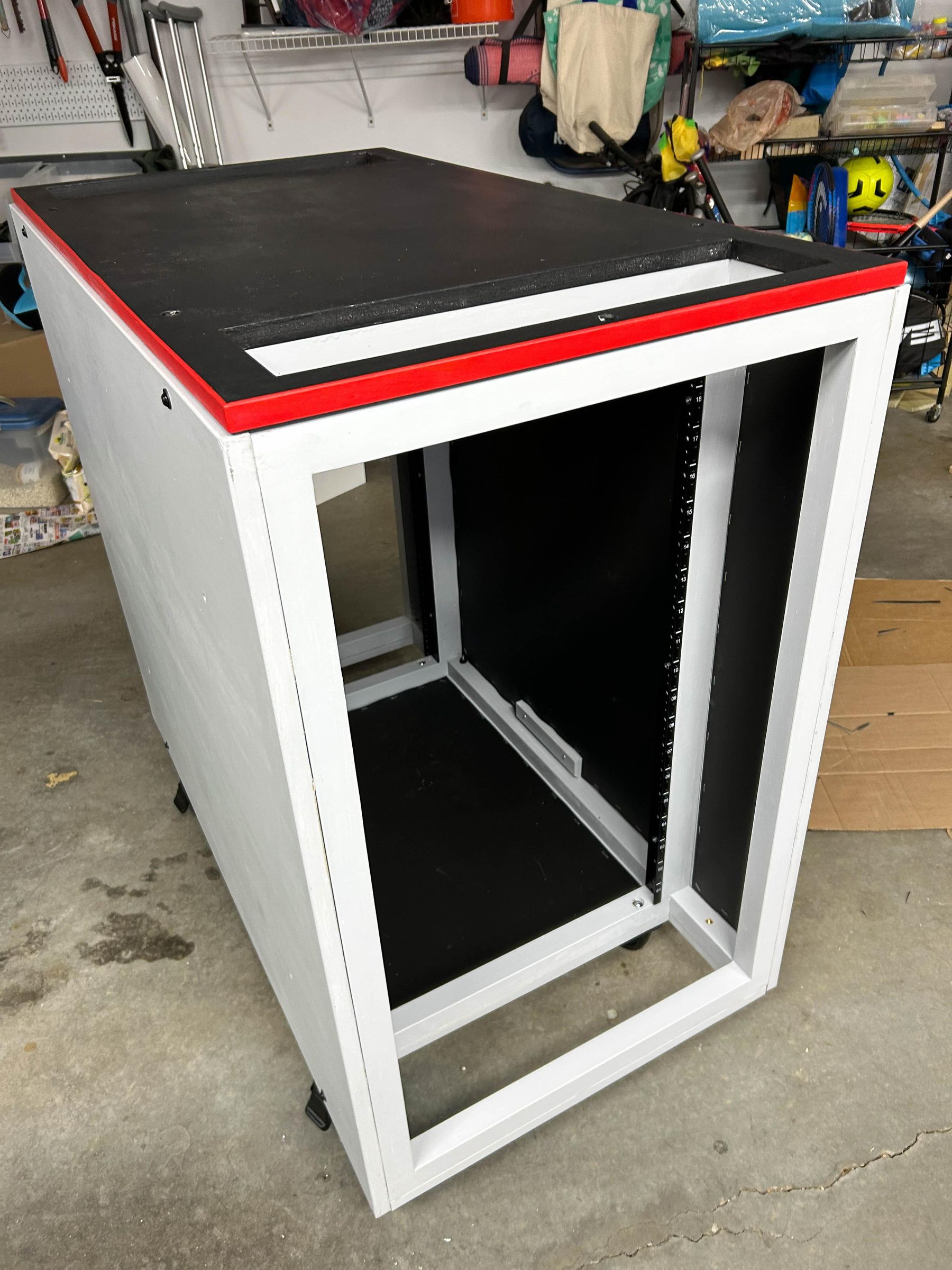 server-rack-1982.jpg
