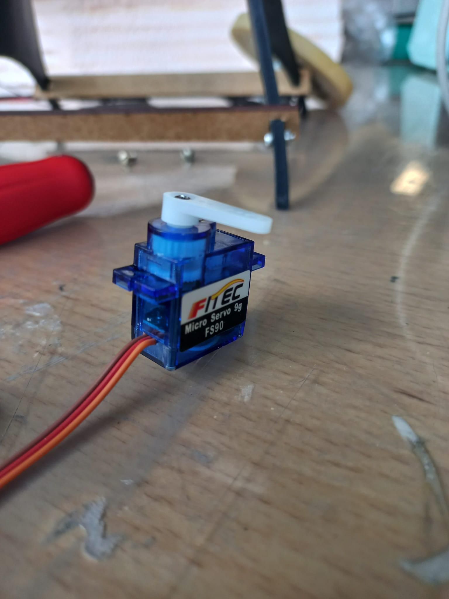 servo-moteur.jpg