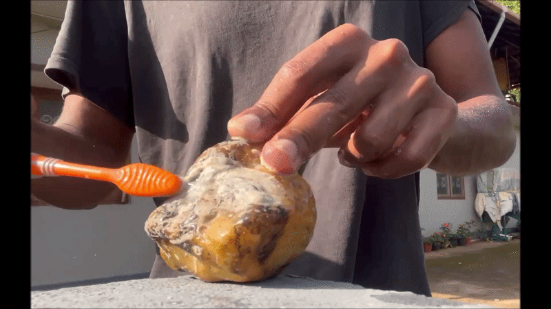 stonelampmaking.gif