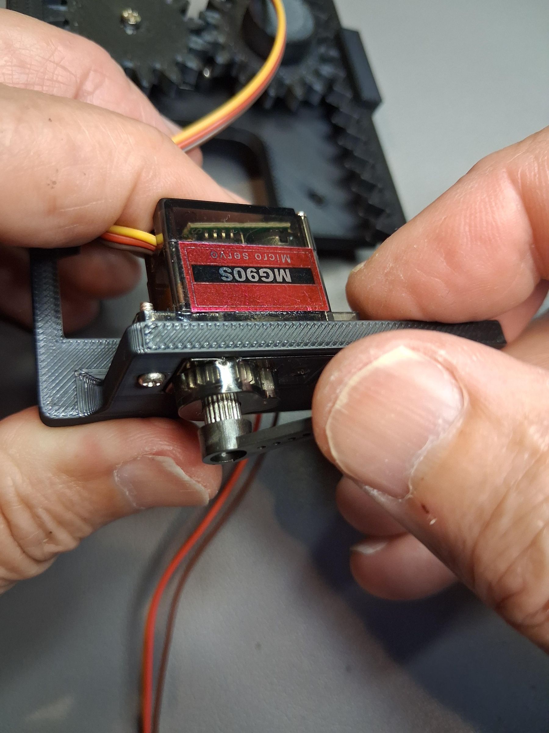 zero gripper servo.jpg