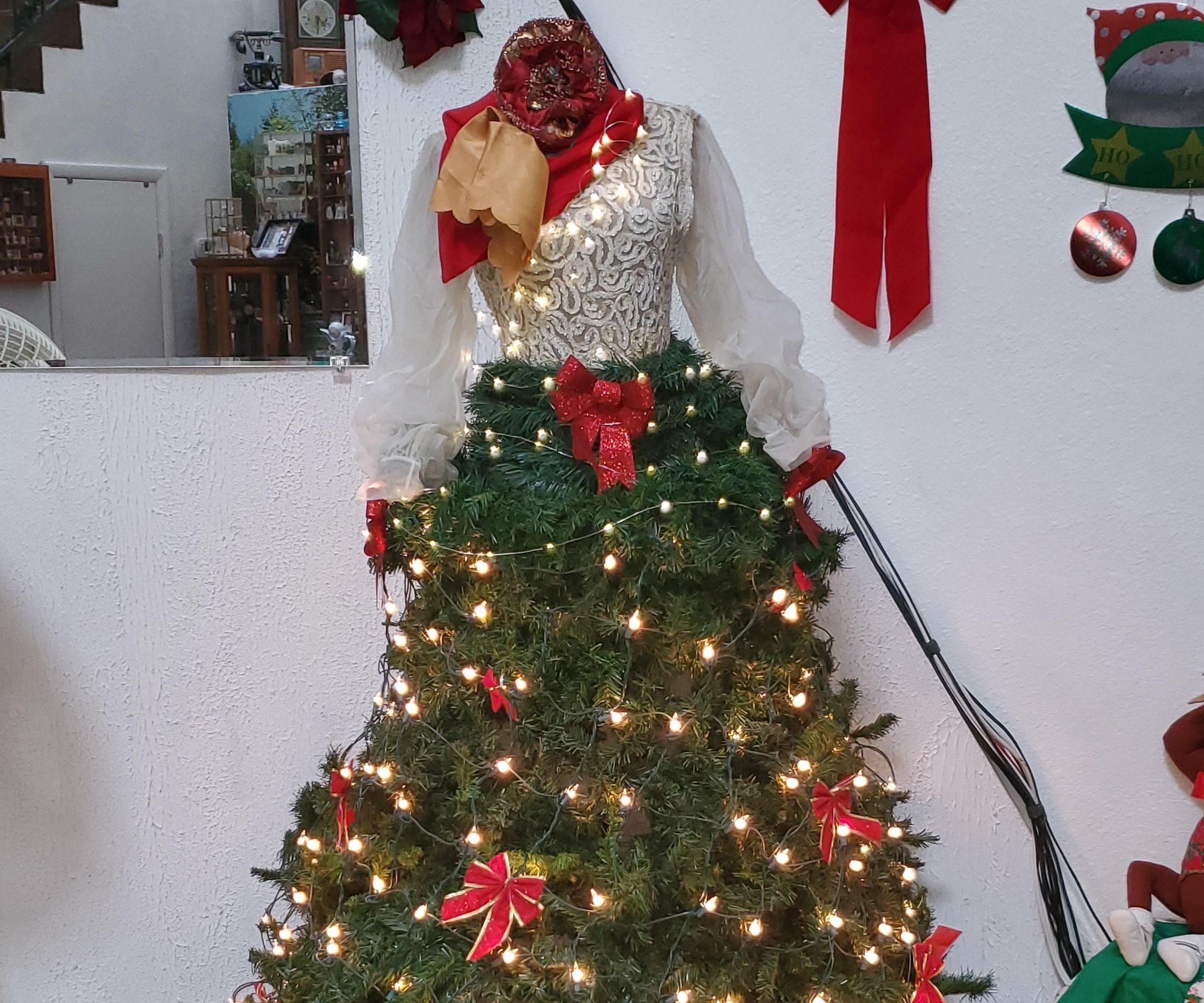 Mannequin Christmas Tree