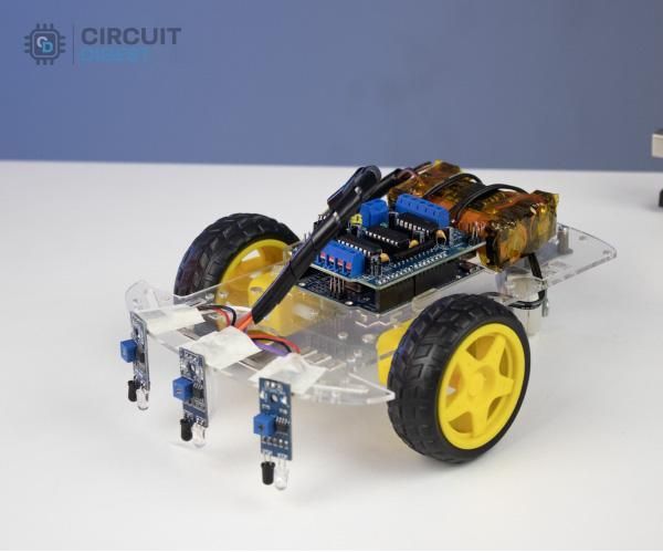Build a Maze-Solving Robot With Arduino – the Easy Way!