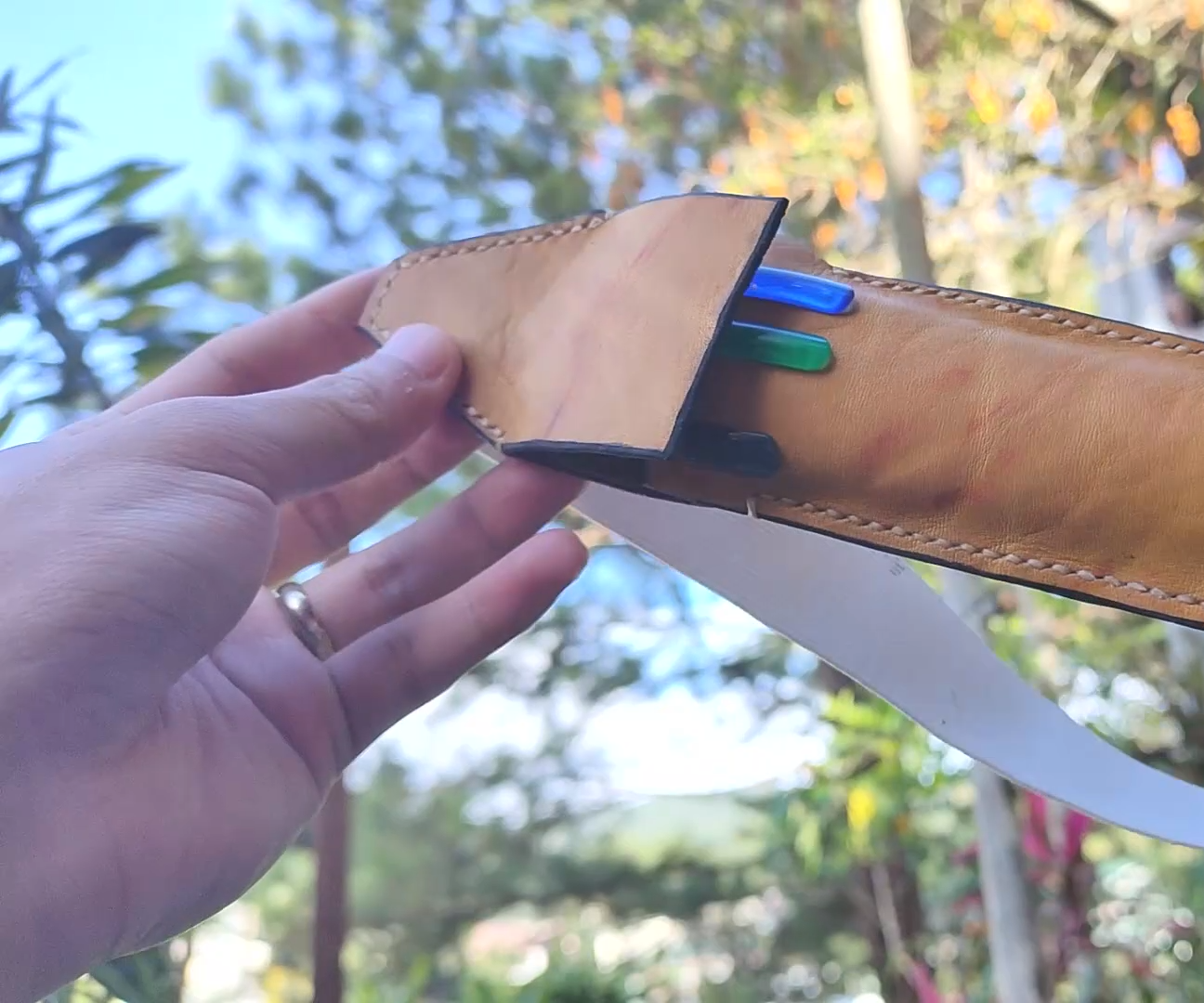 How to Make a LEATHER PEN CASE - TUTORIAL WITH VIDEOS AND PICTURES- FREE PDF PATTERN