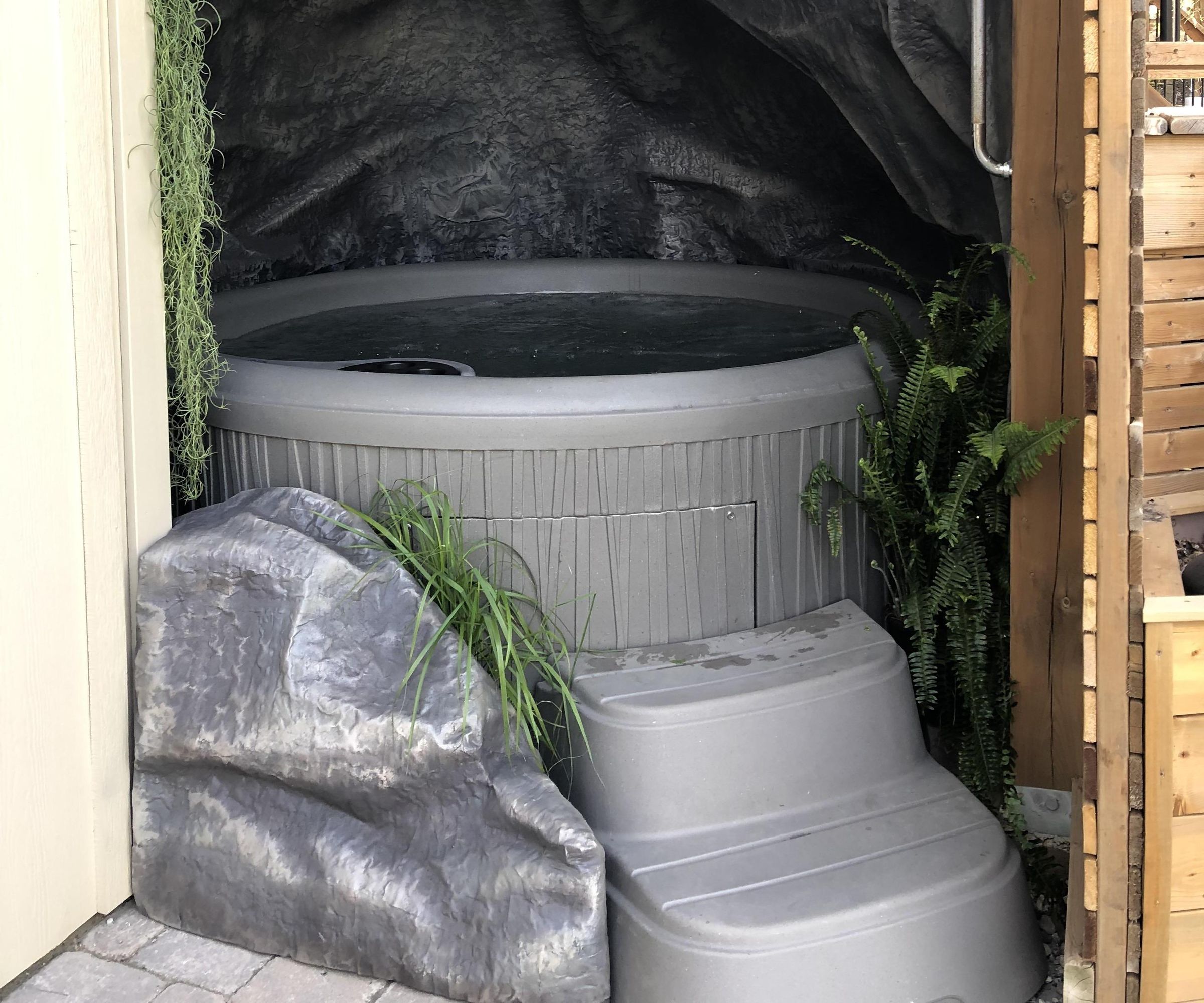 How to Make a Fake (but Realistic) Rock Cave!