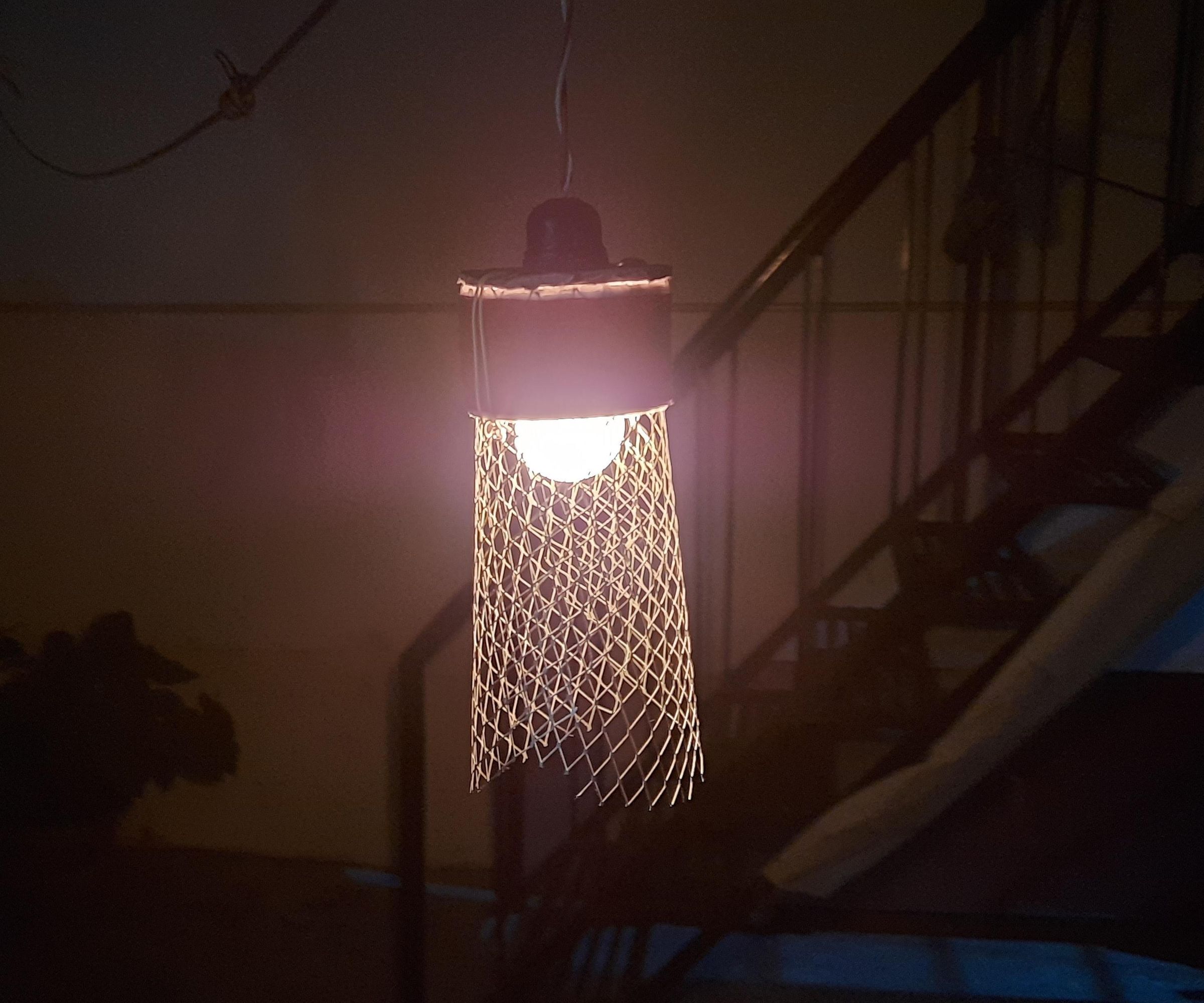Swatter Lamp
